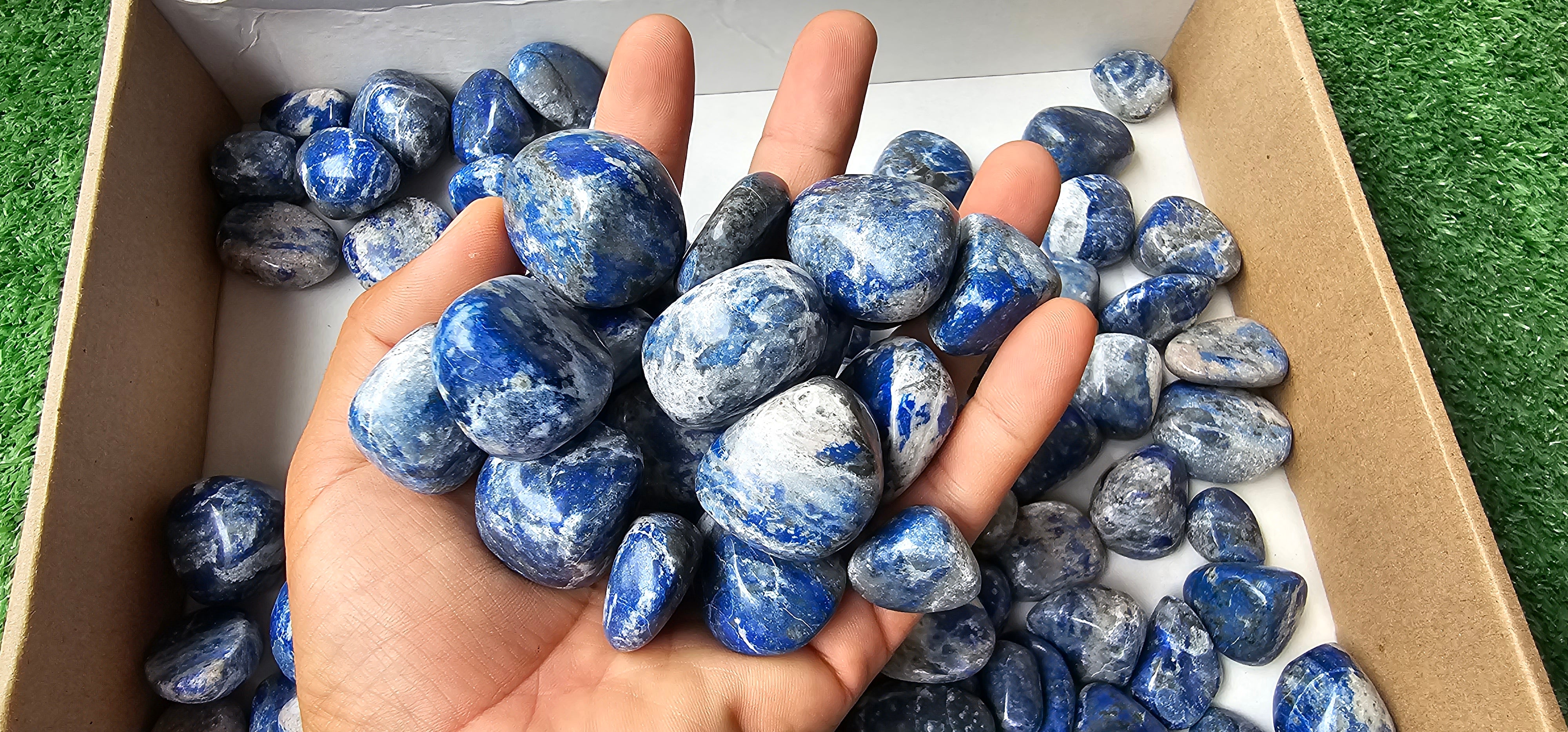 Lot 2 kg Lapis Lazuli Tumbled