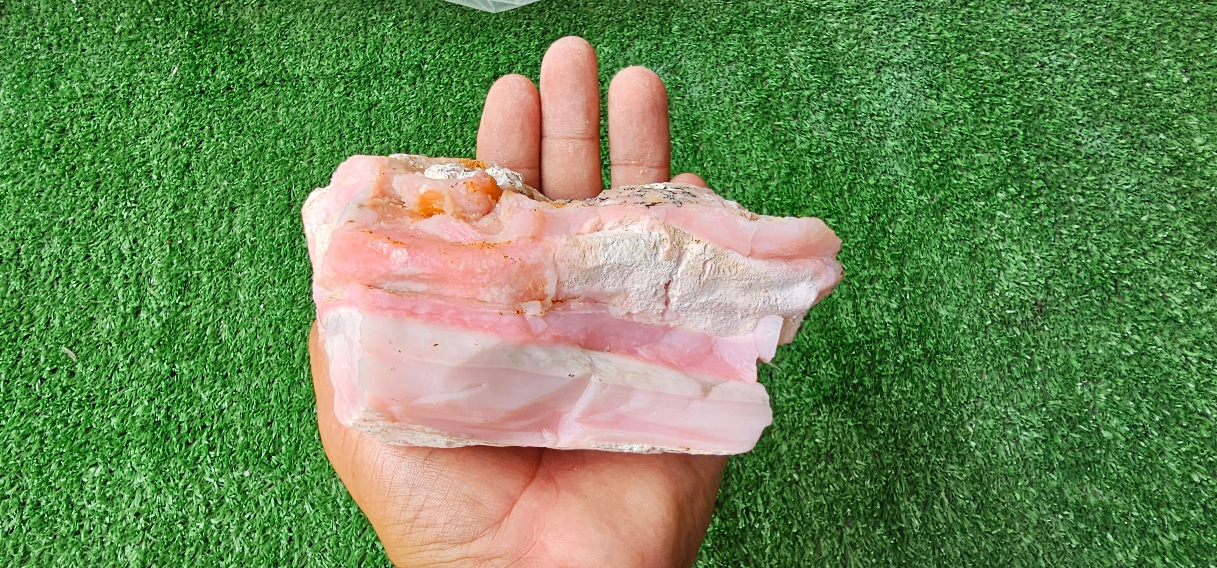 Pink Opal rough (1 pc)