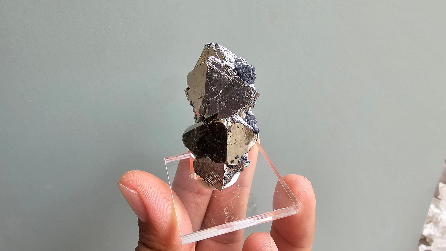 pyrite octahedral