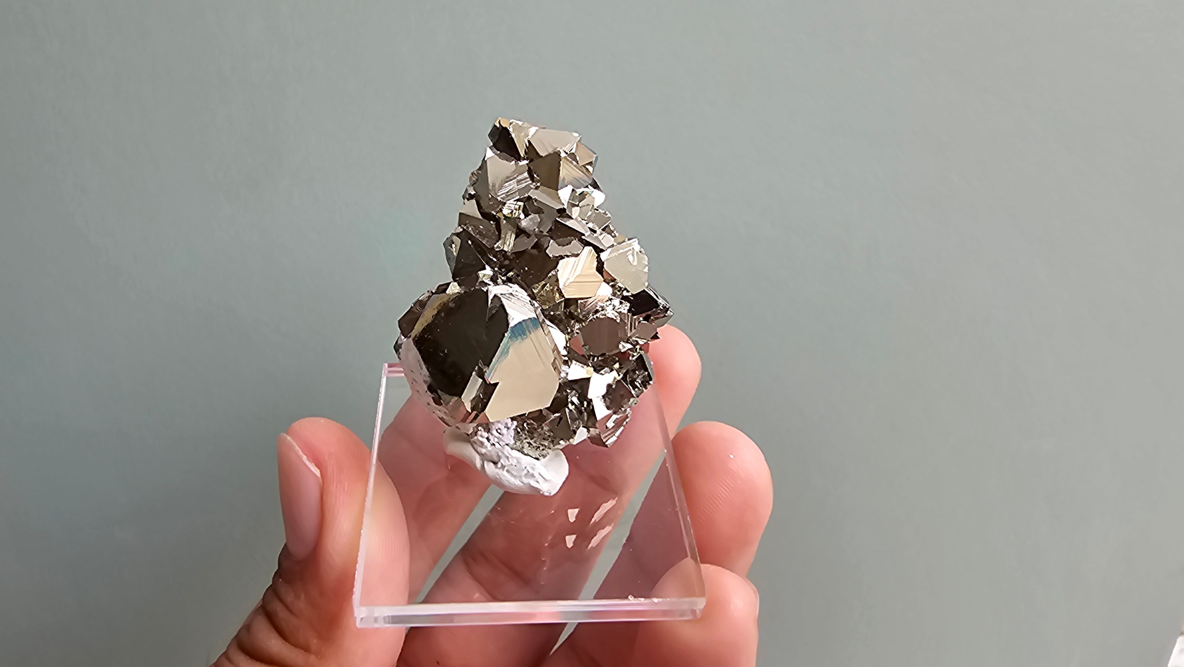 pyrite octahedral
