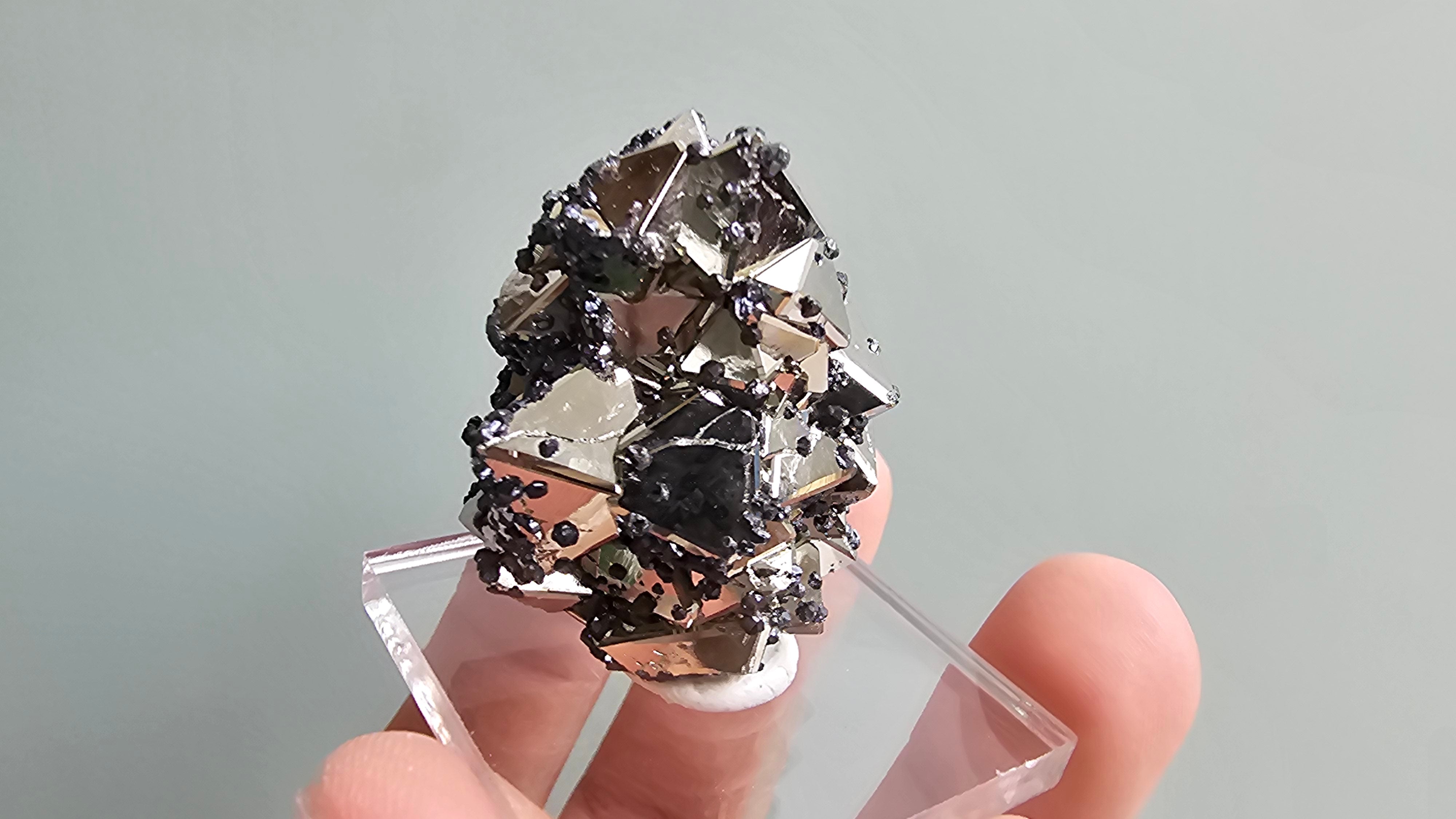 pyrite octahedral