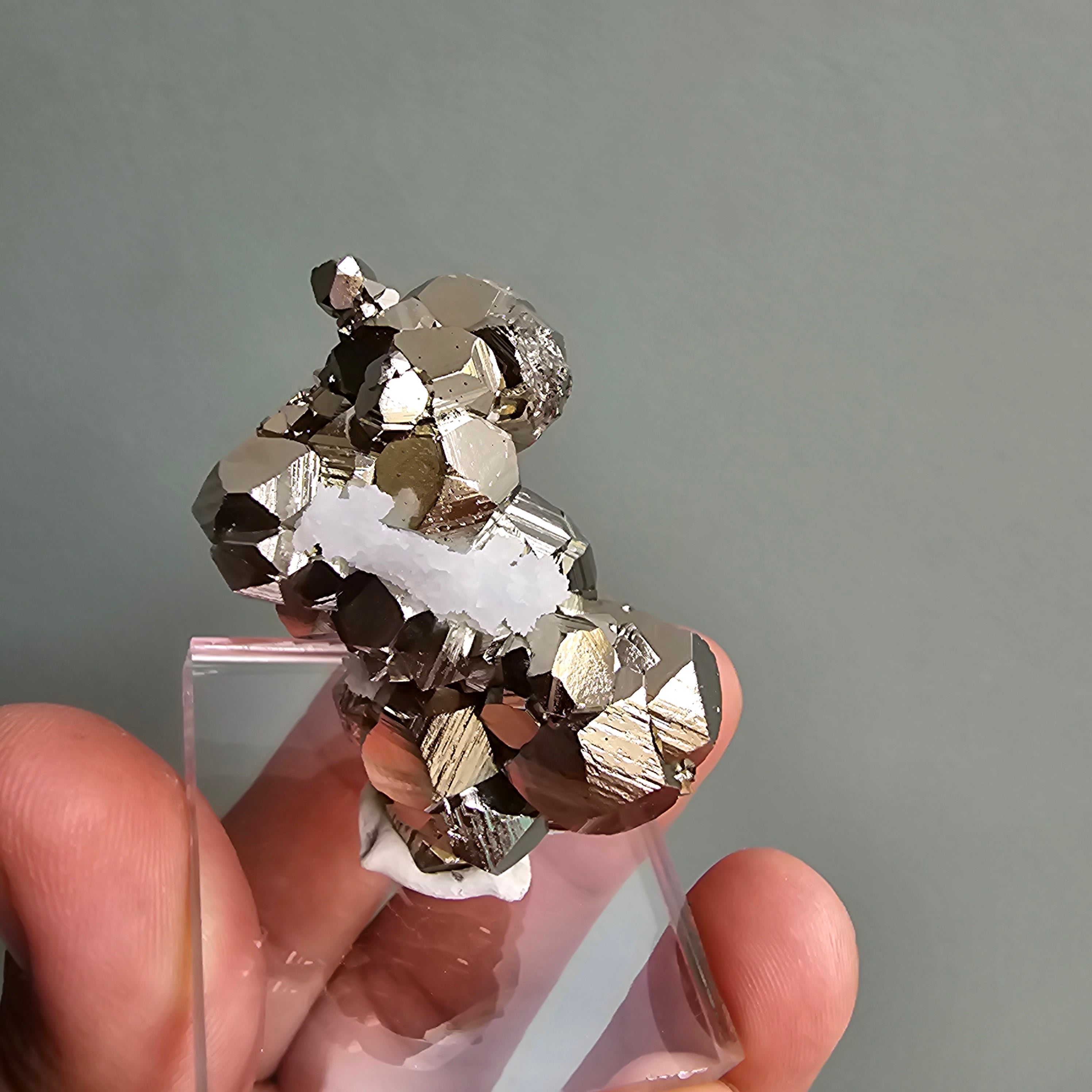 pyrite octahedral