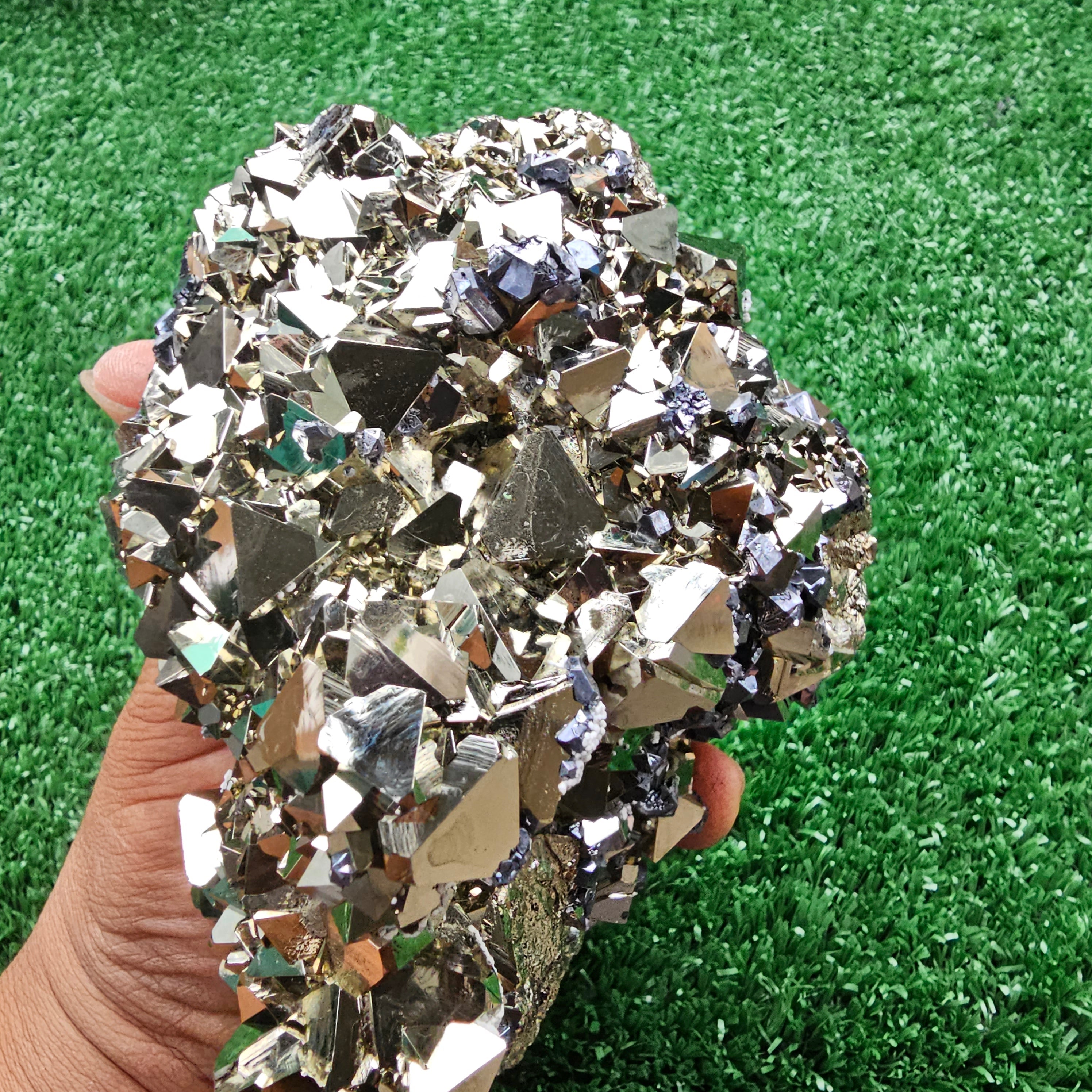 pyrite Octahedral