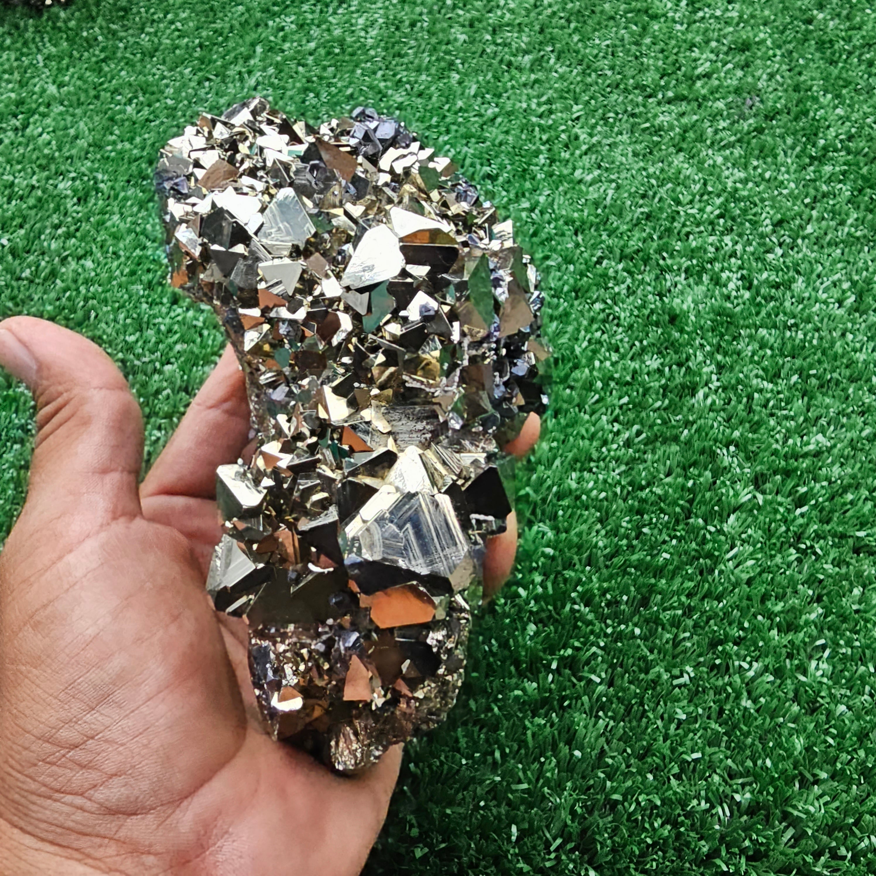 pyrite Octahedral