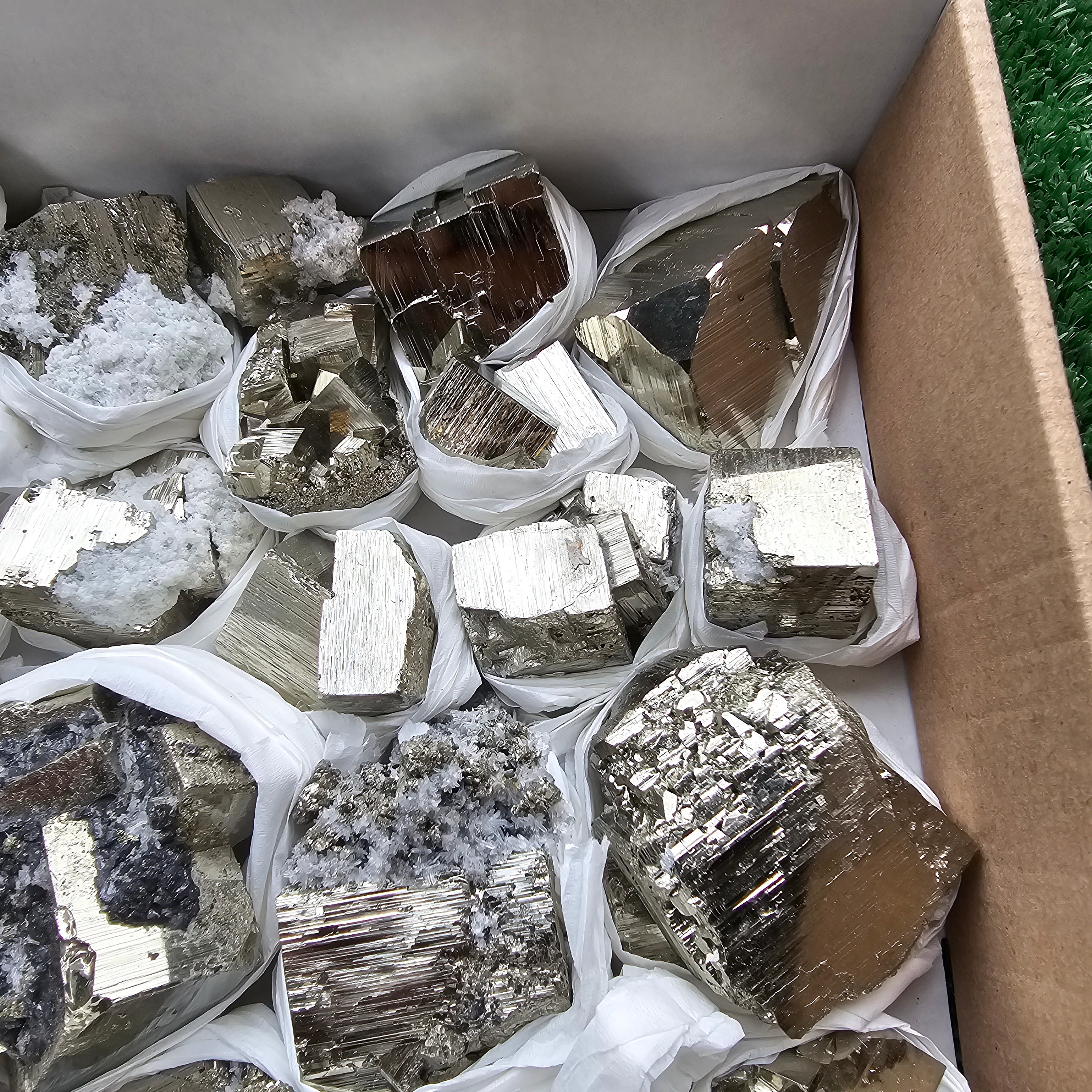pyrite Cubic box
