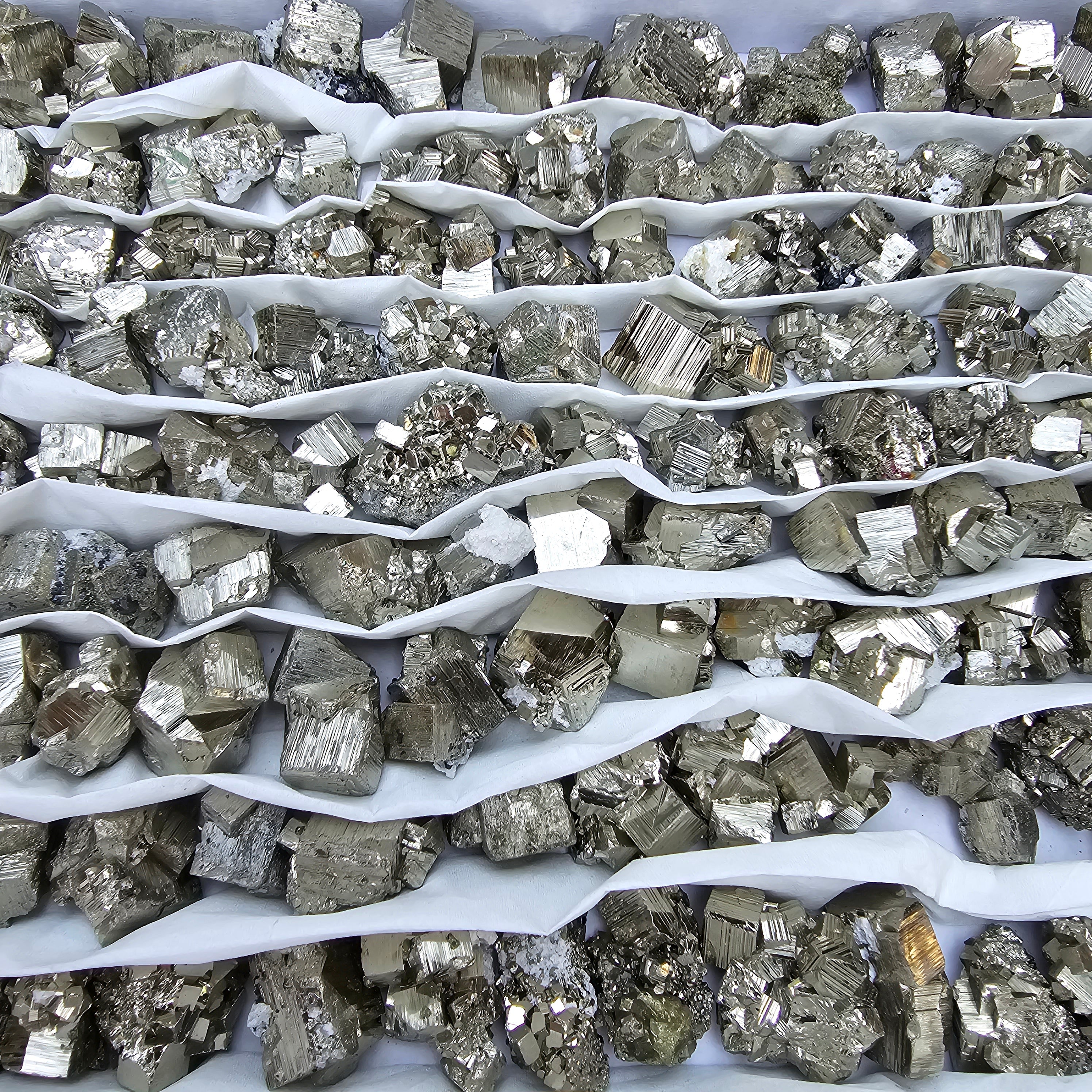 150 pc Box Pyrite Cubic