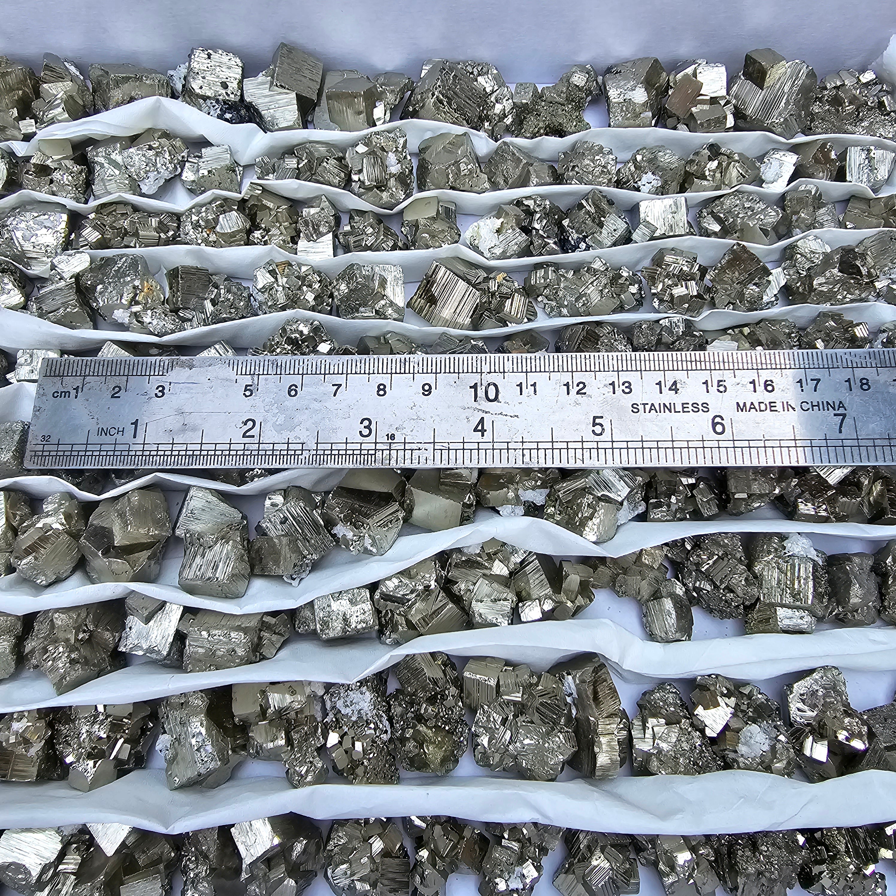 150 pc Box Pyrite Cubic