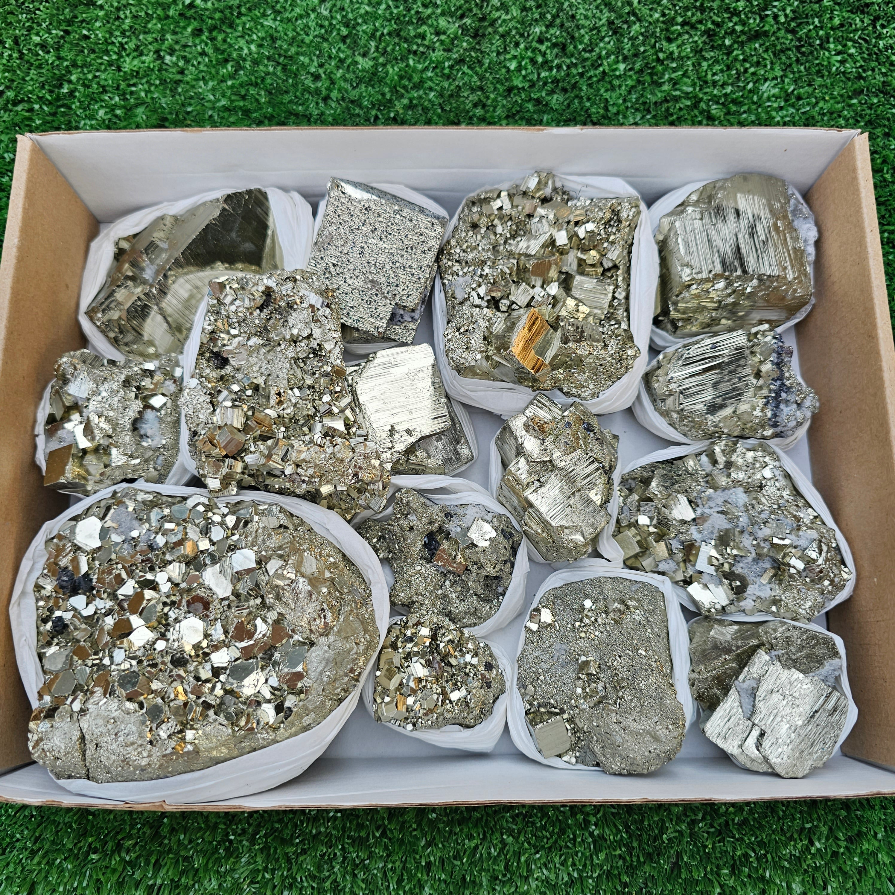 15 pc Pyrite Cubic