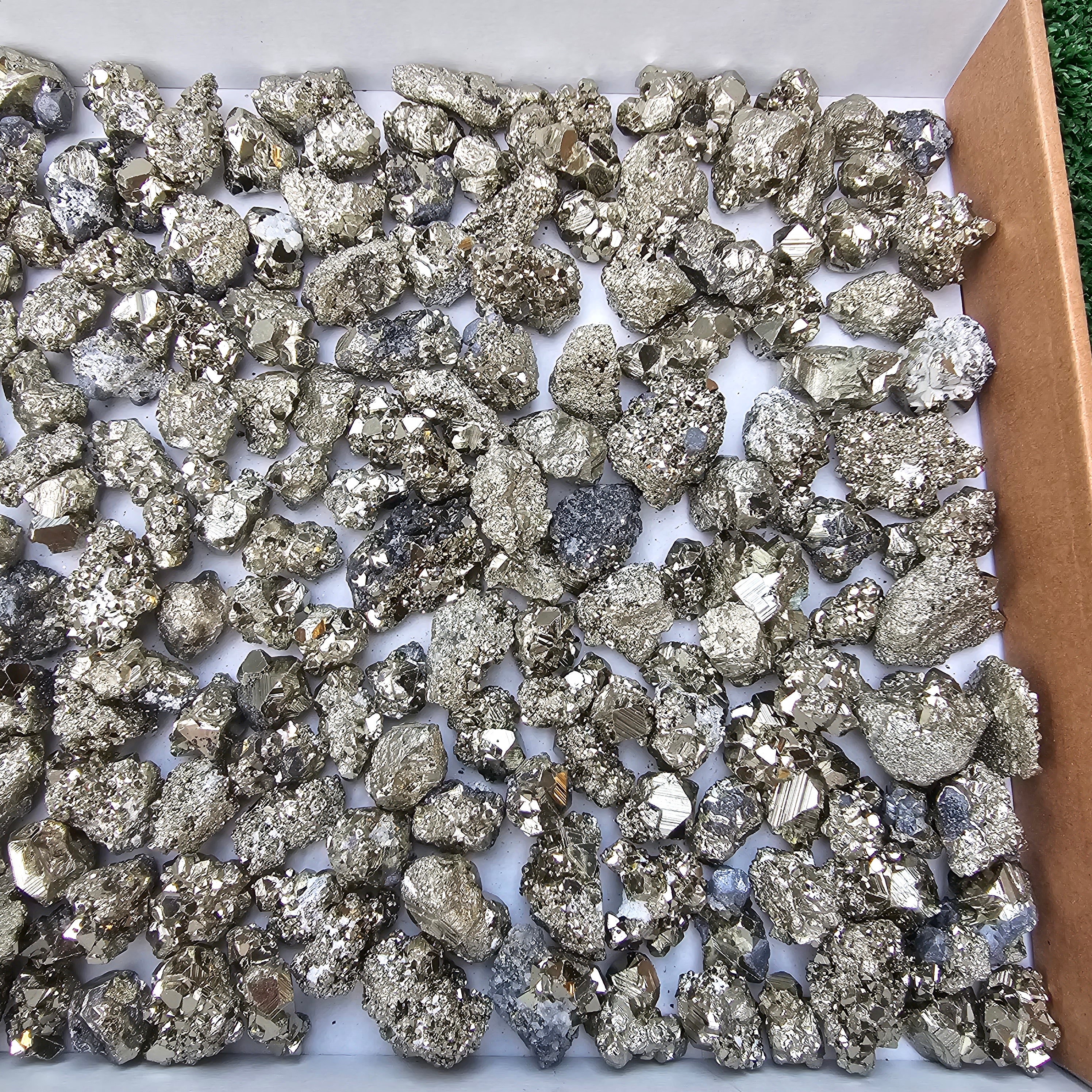 186 pc pyrite octahedral