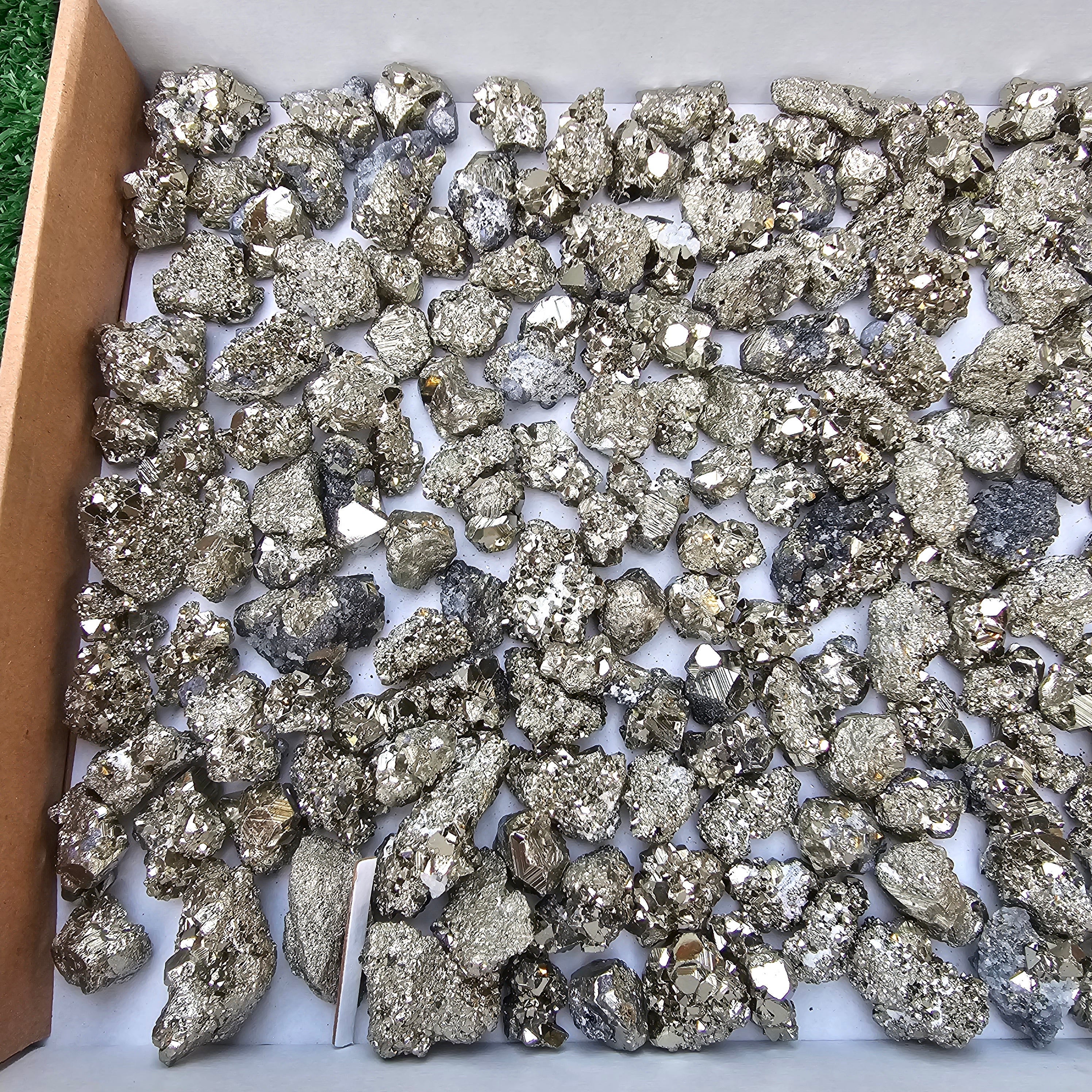 186 pc pyrite octahedral