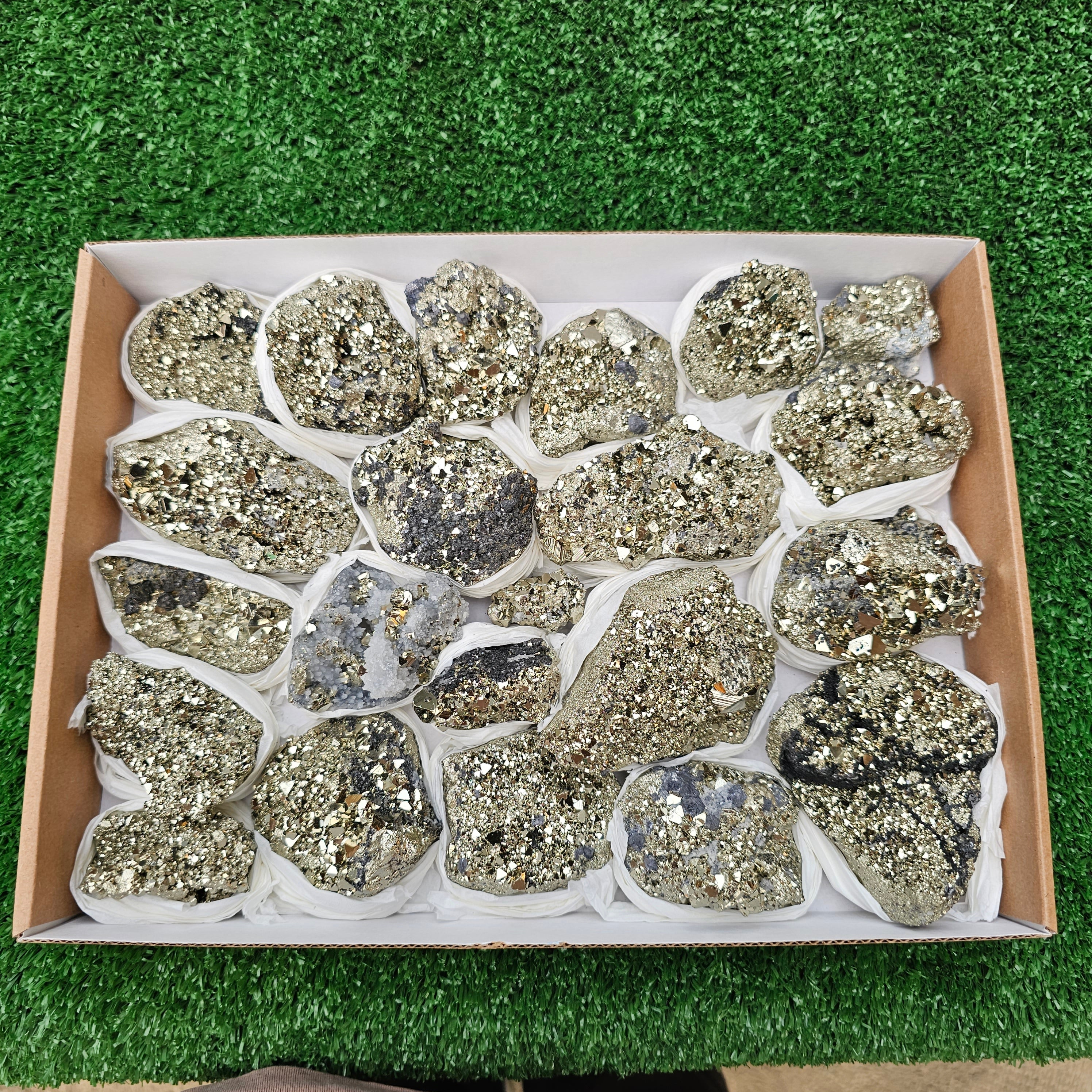22 pc pyrite octahedral