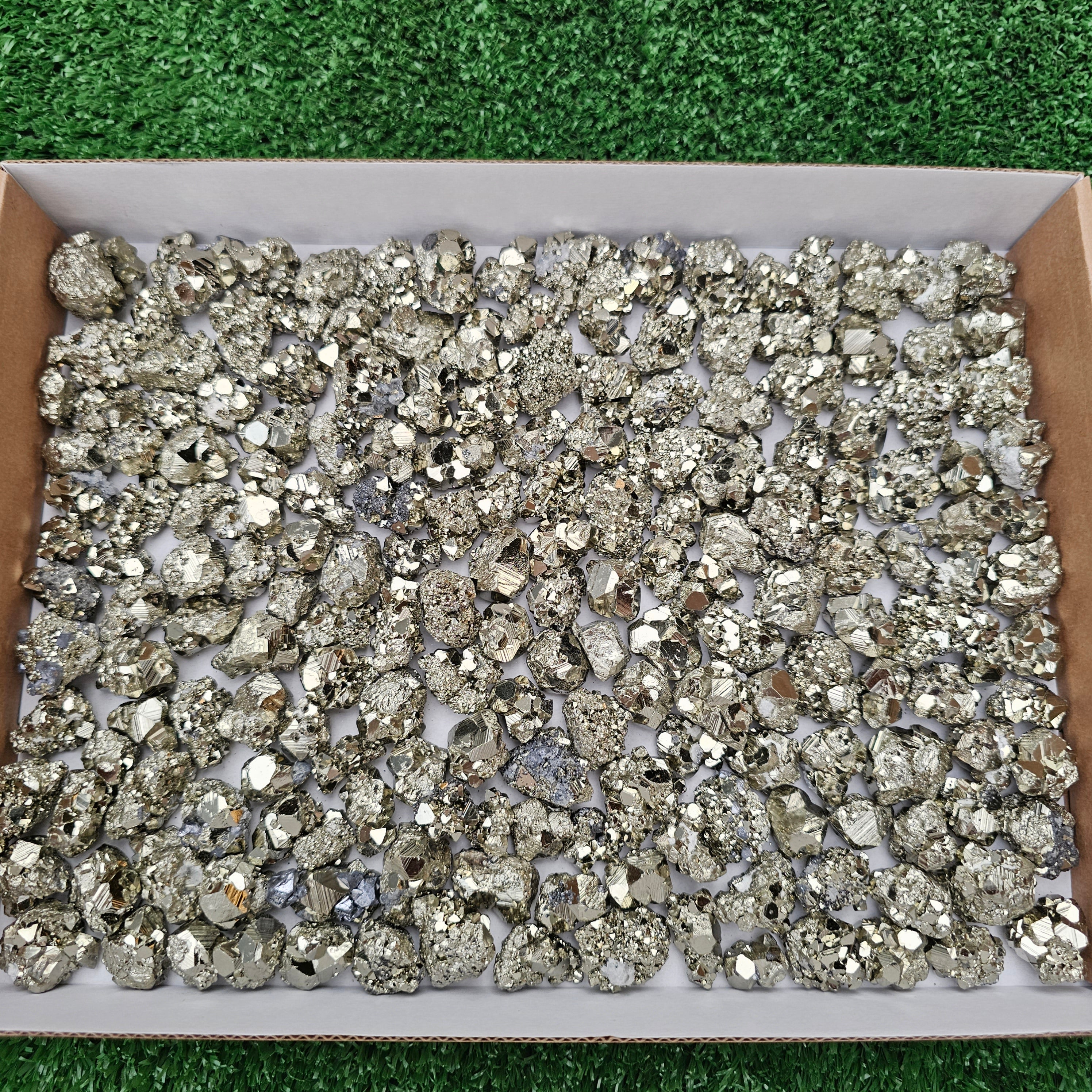 192 pc pyrite octahedral