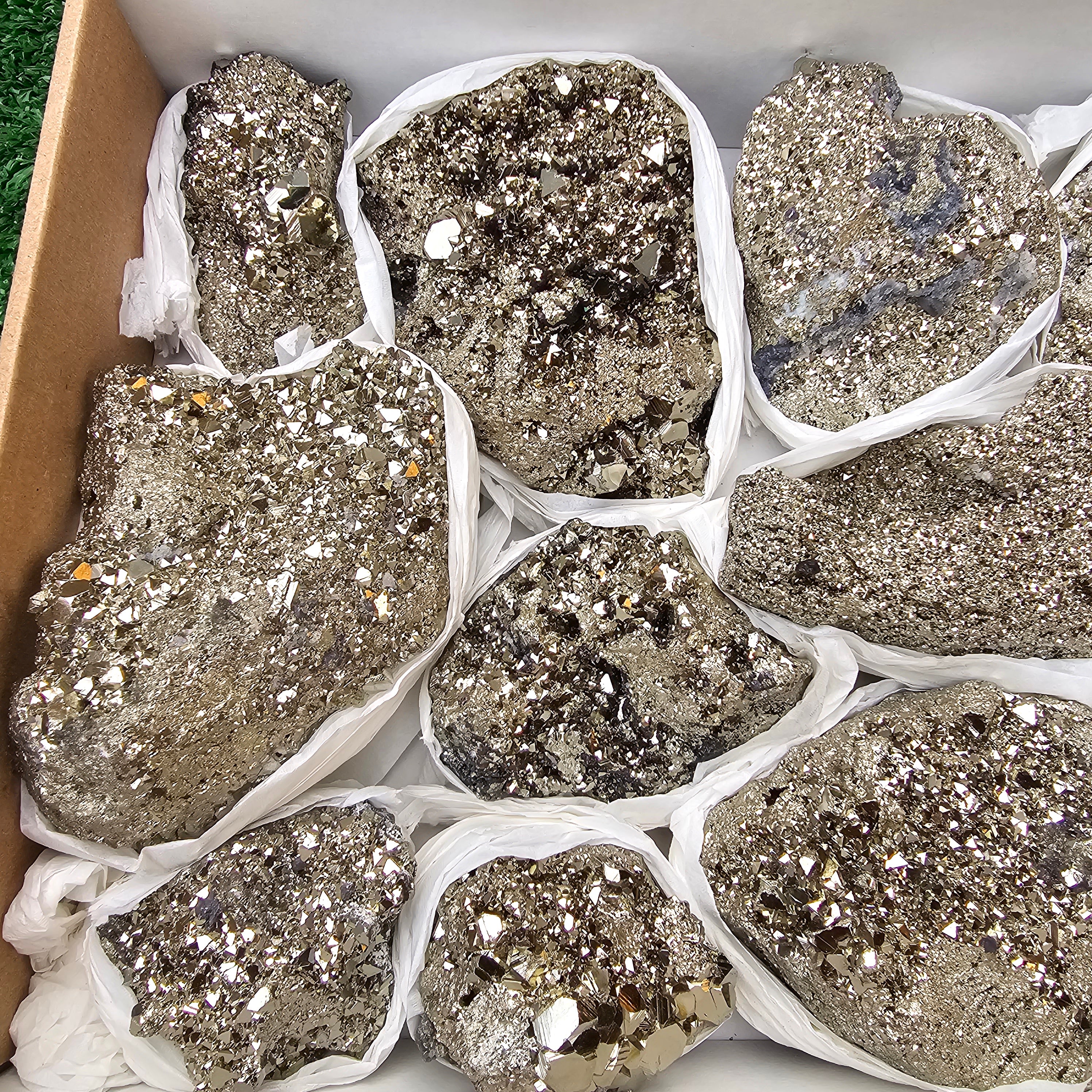 12 pc pyrite octahedral