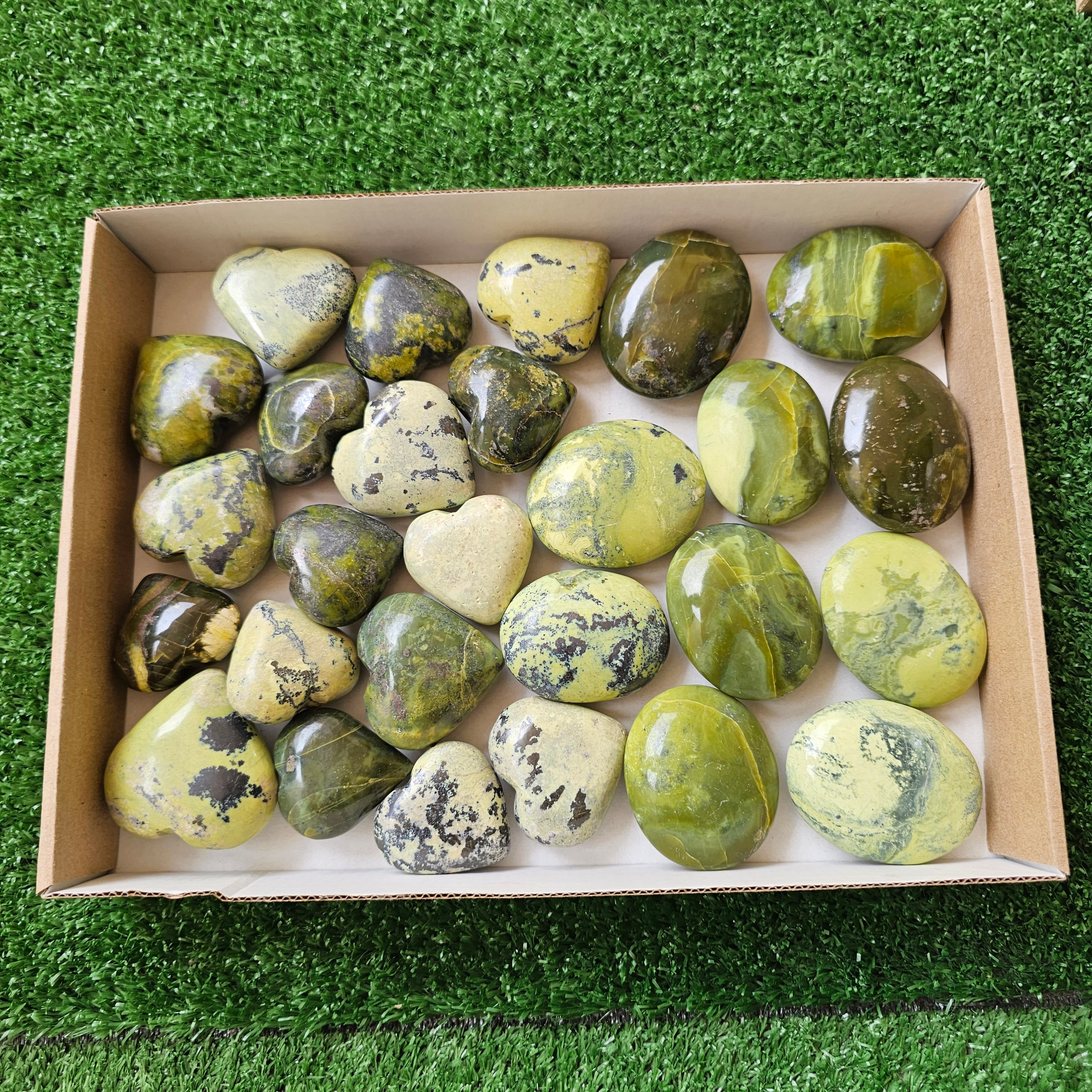 25 pc green serpentine palms & hearts