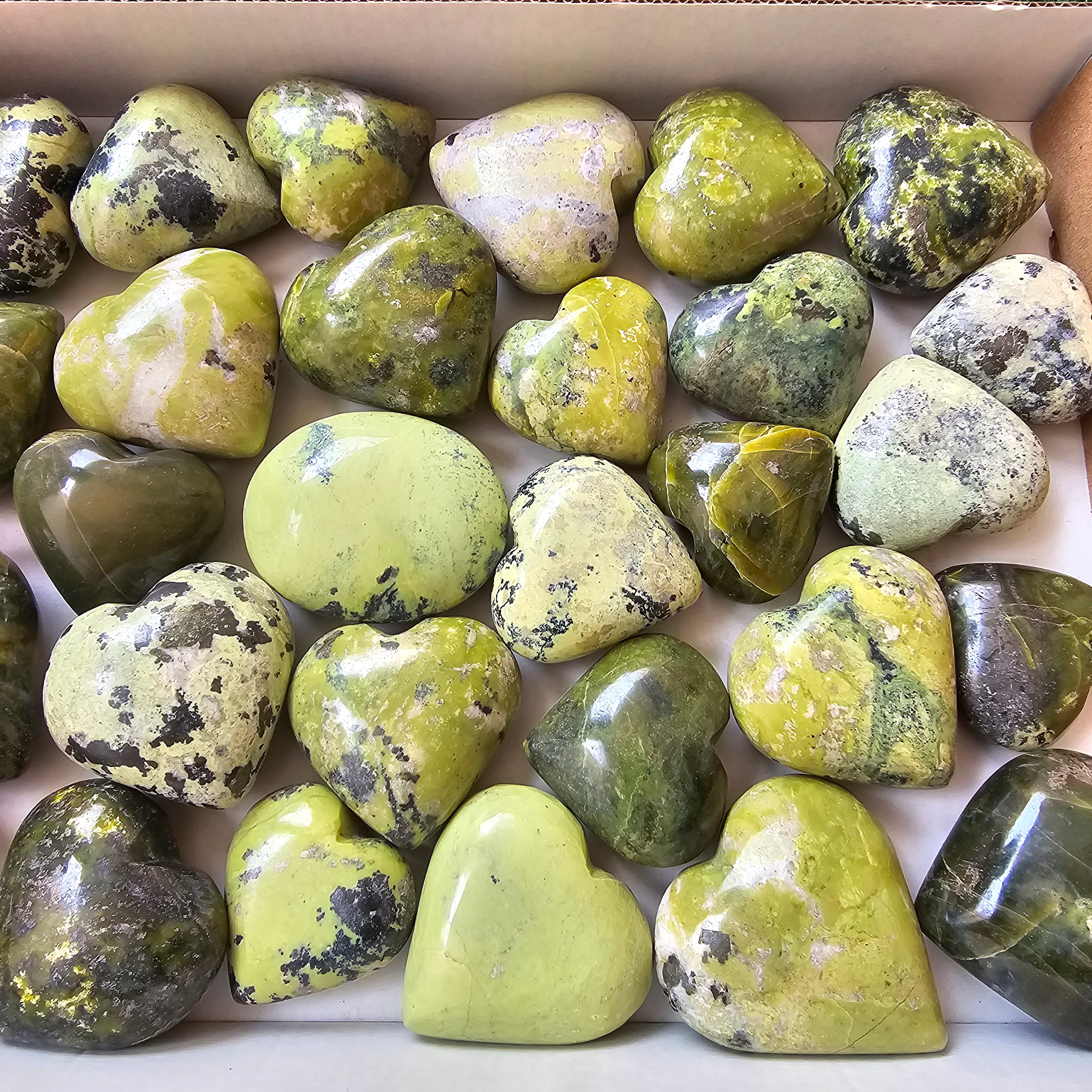 20 pc green serpentine hearts