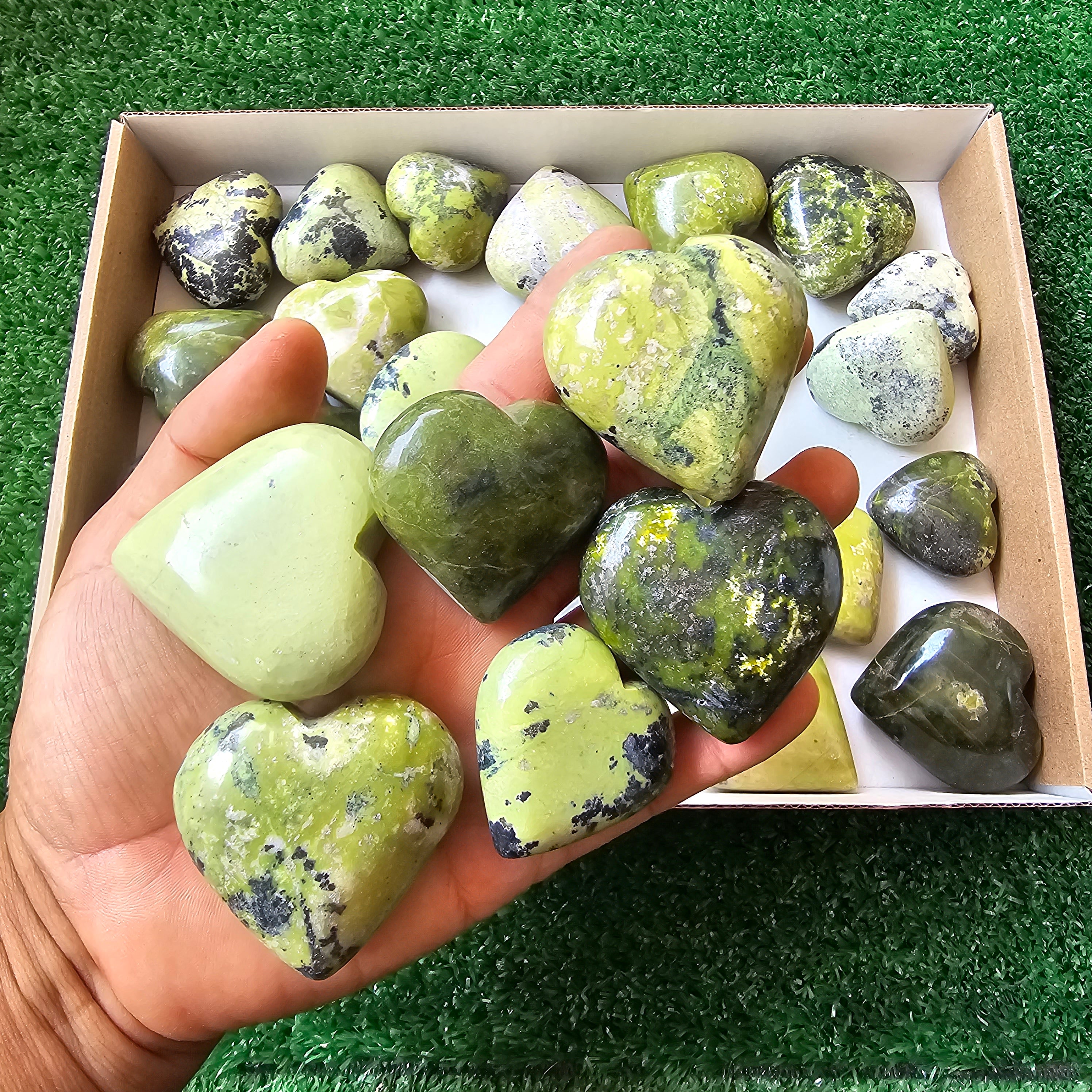 20 pc green serpentine hearts