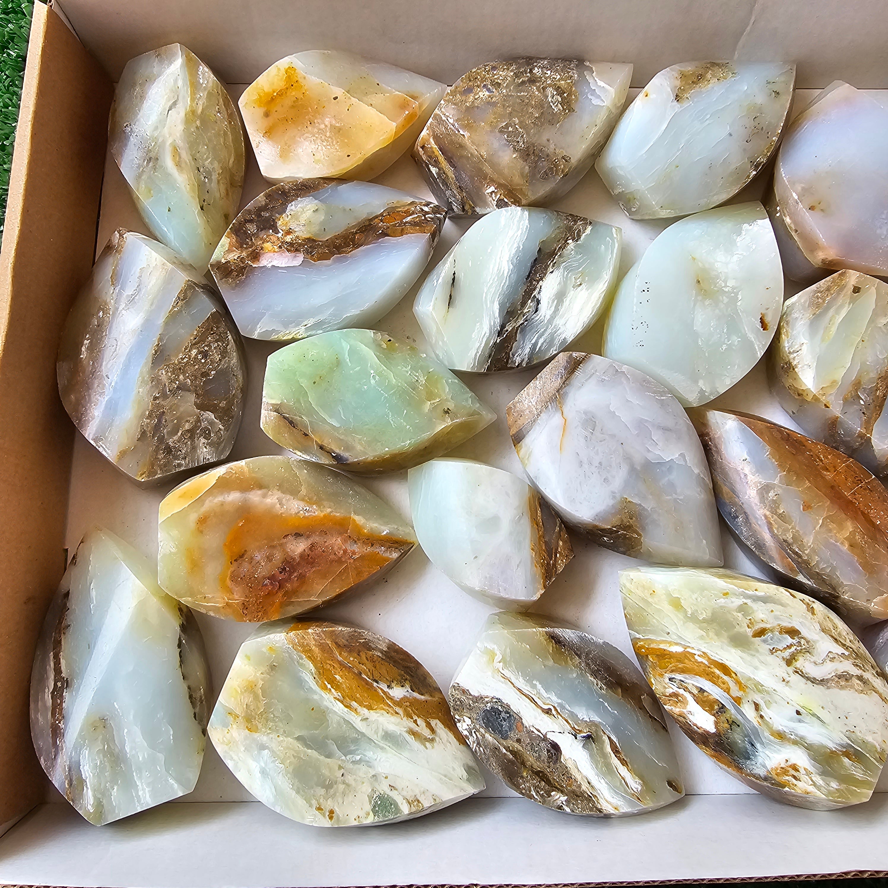 23 pc blue opal flames