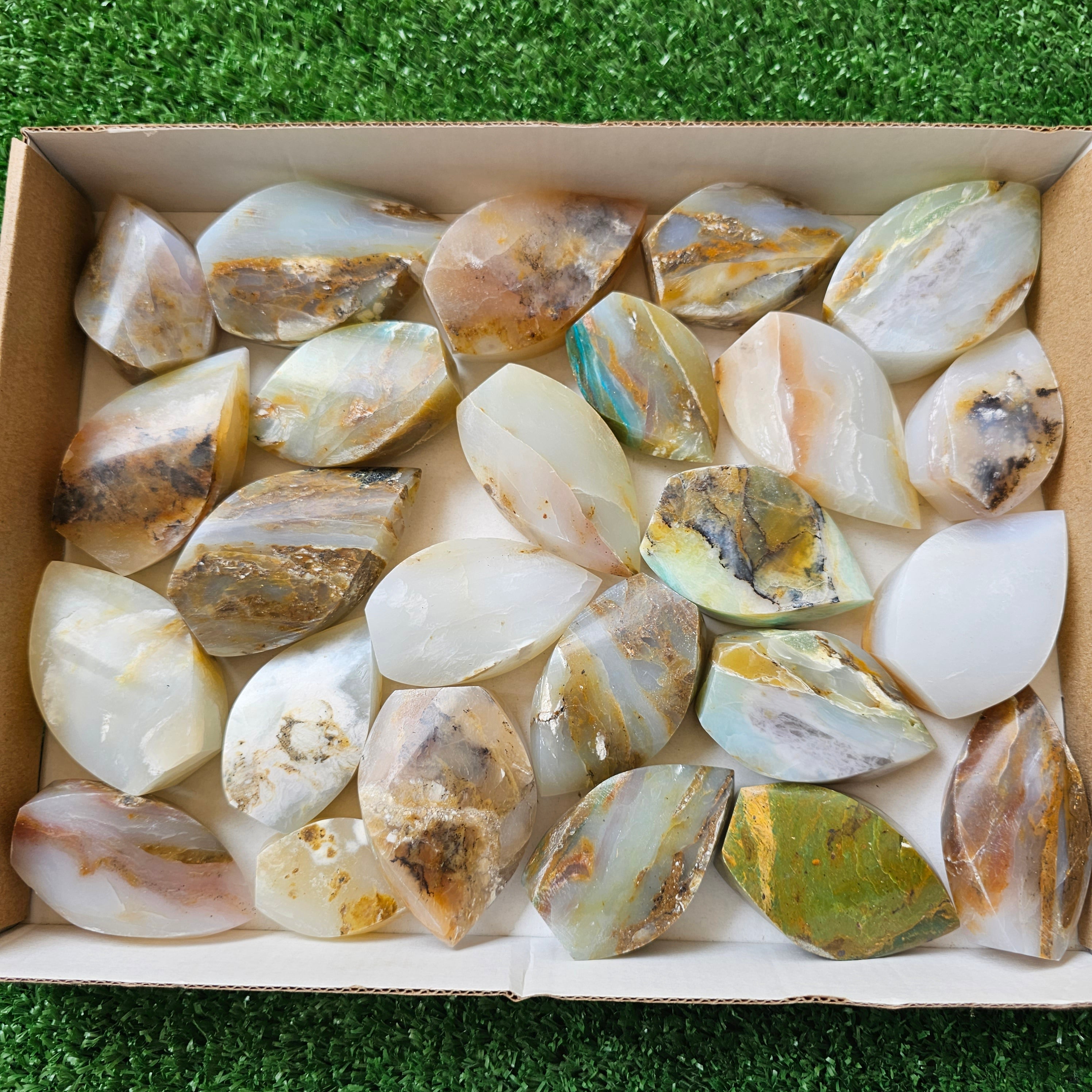 25 pc blue opal flames