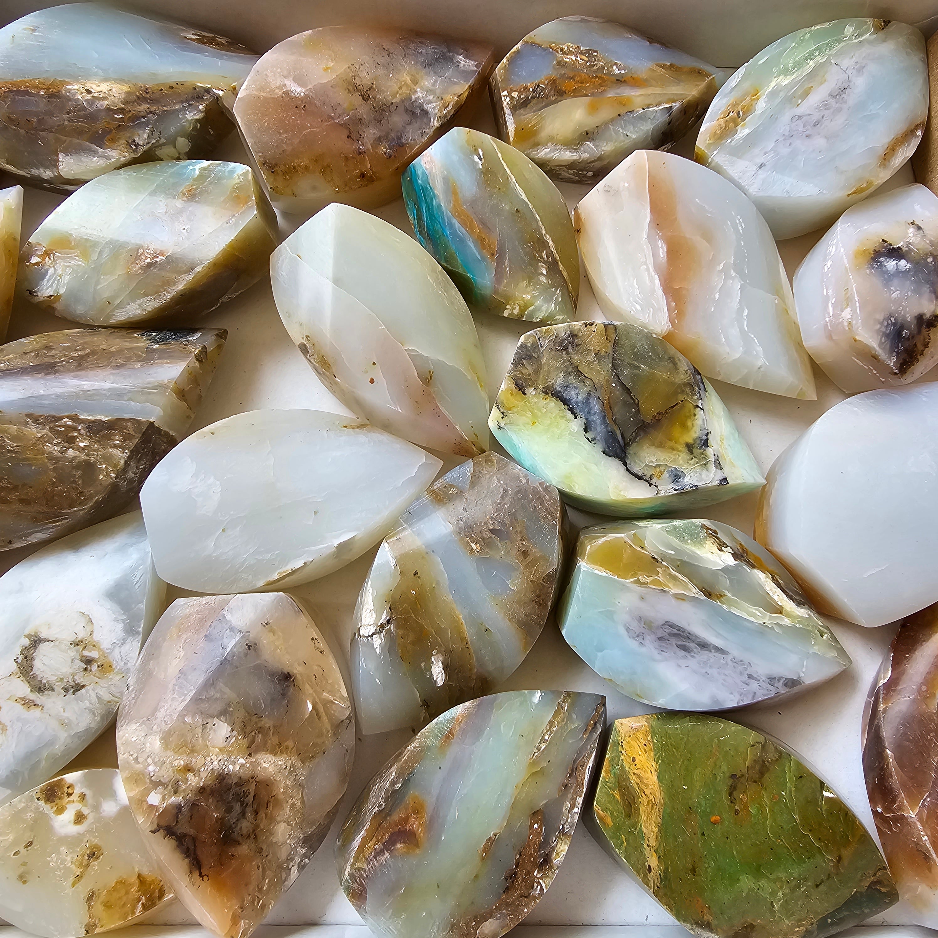 25 pc blue opal flames