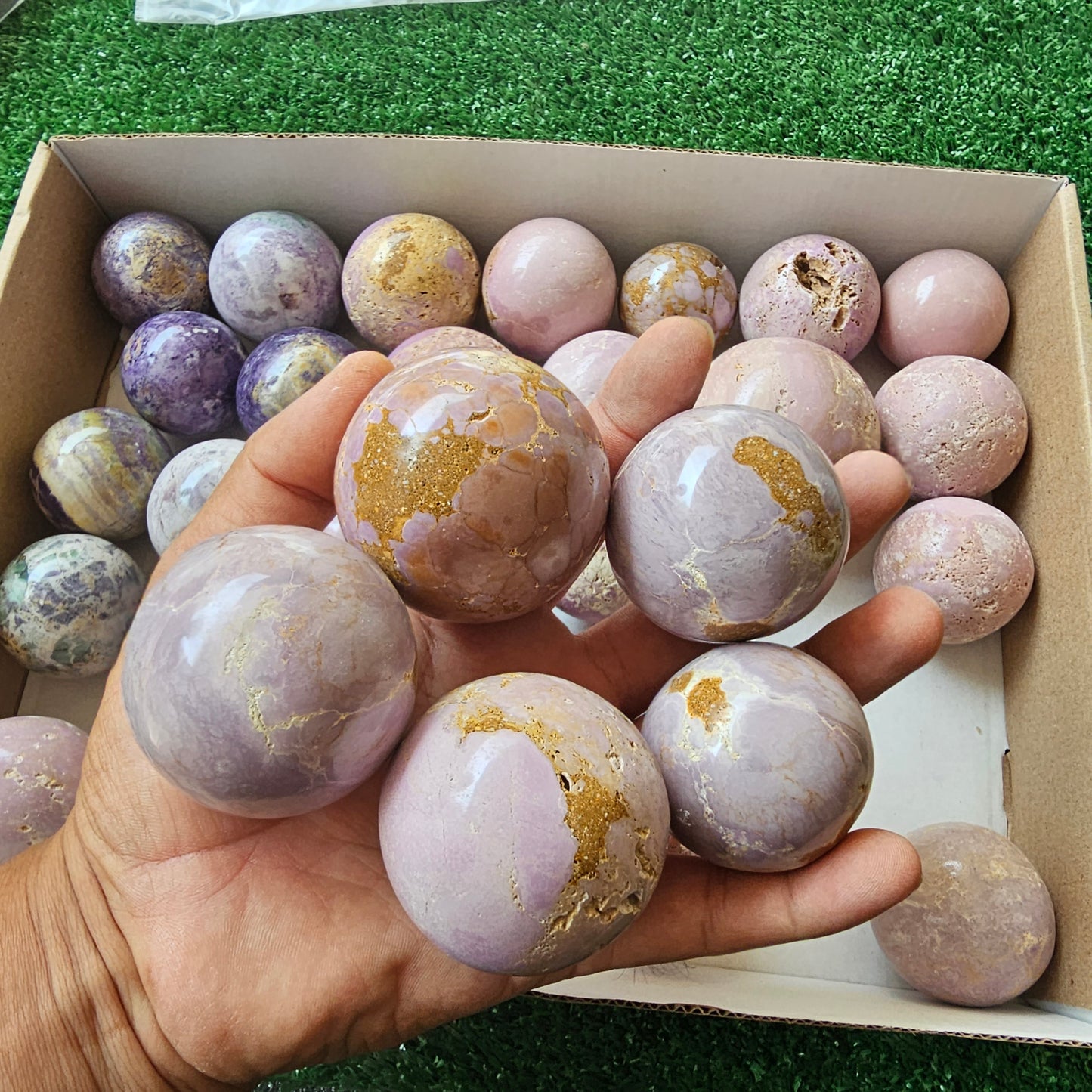 32 pc bolivianite & phosphosiderite spheres