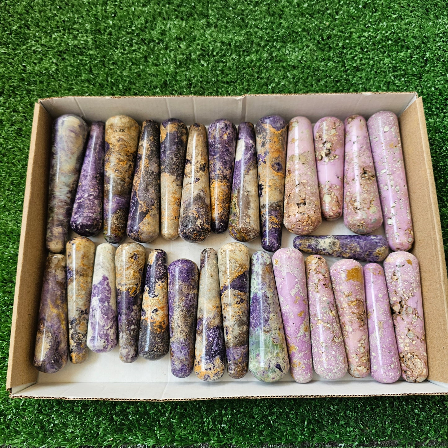 28 pc bolivianite & phosphosiderite wands massage