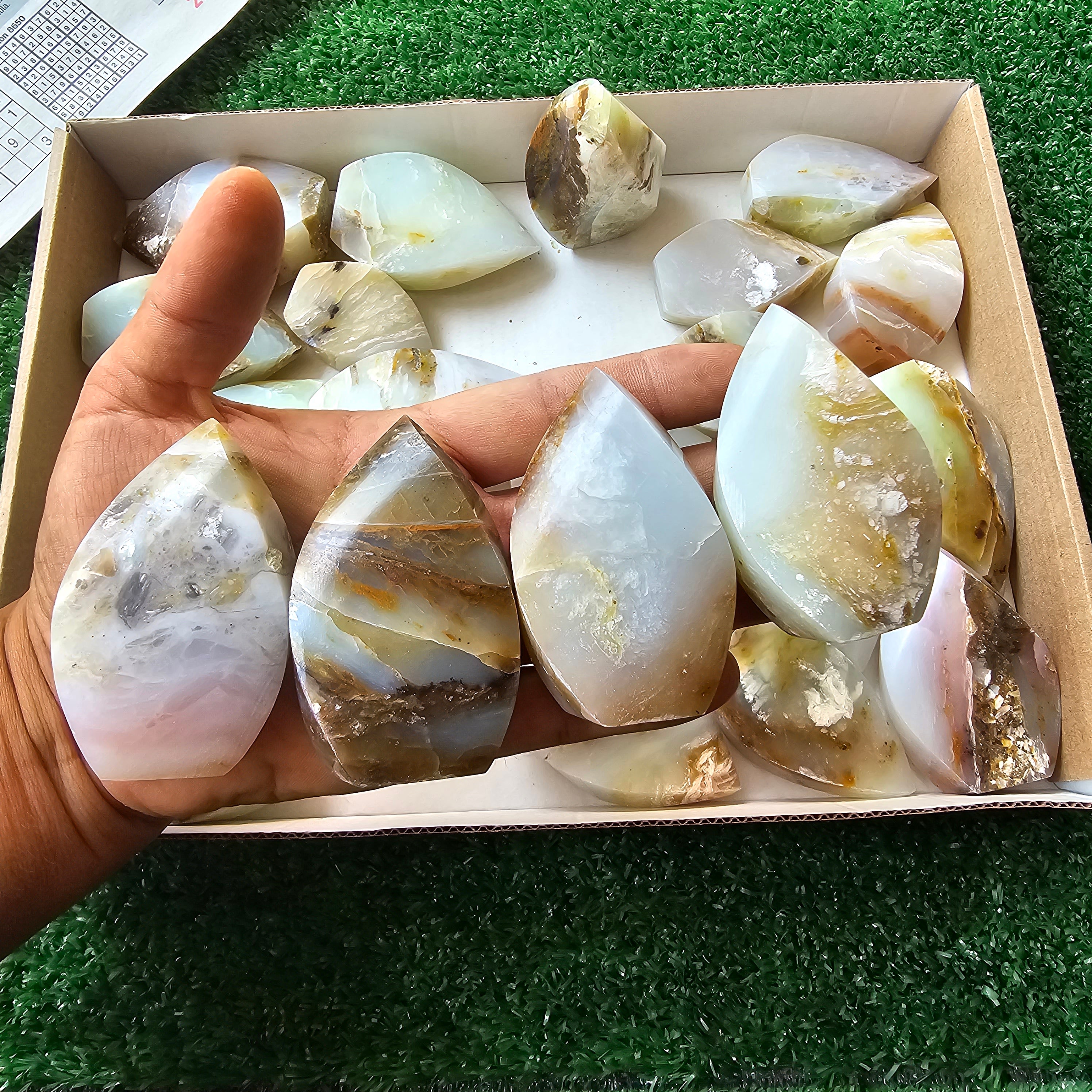 24 pc blue opal flames