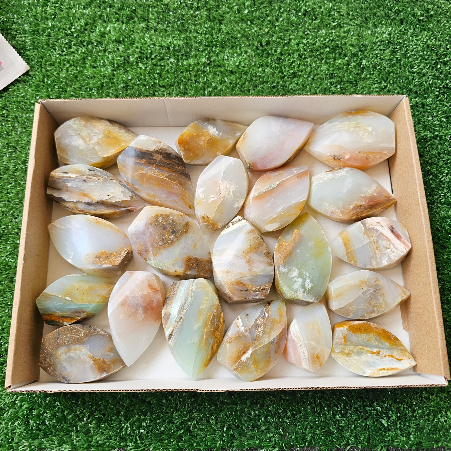 22 pc blue opal flames