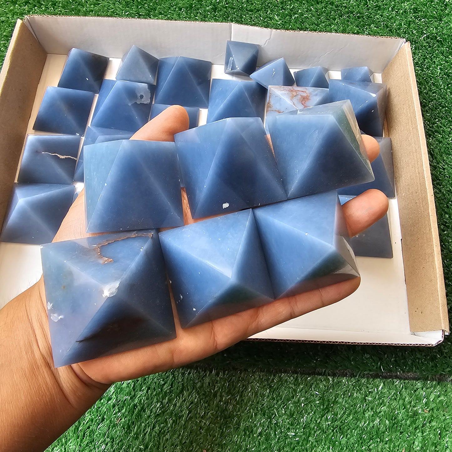 31 pc blue angelite pyramids
