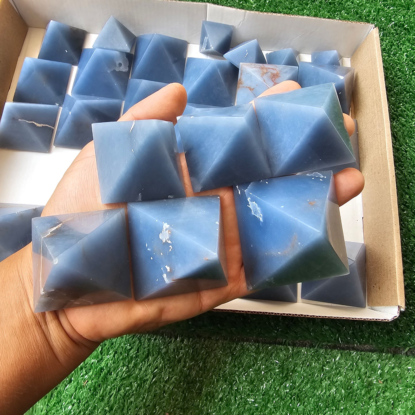 31 pc blue angelite pyramids