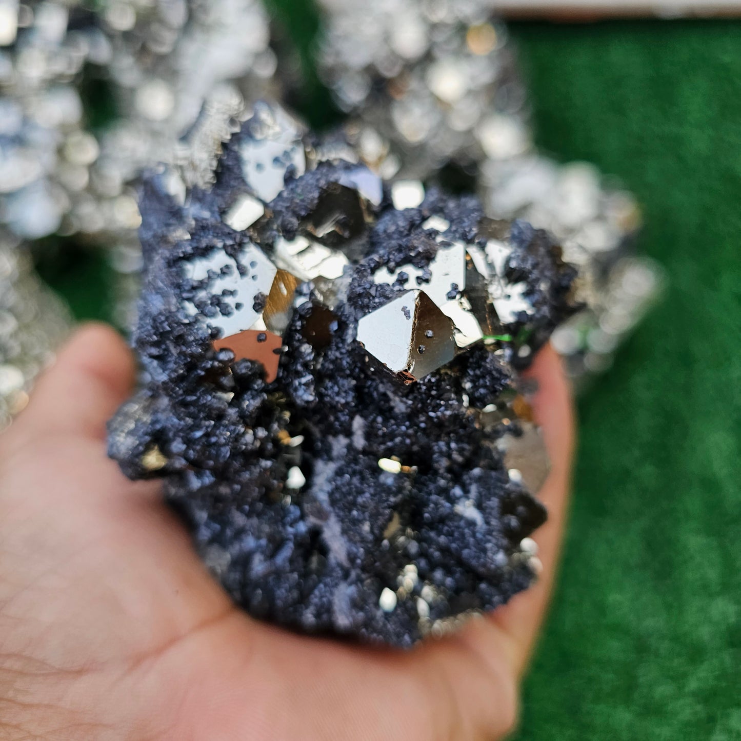 pyrite octahedral with sphalerite