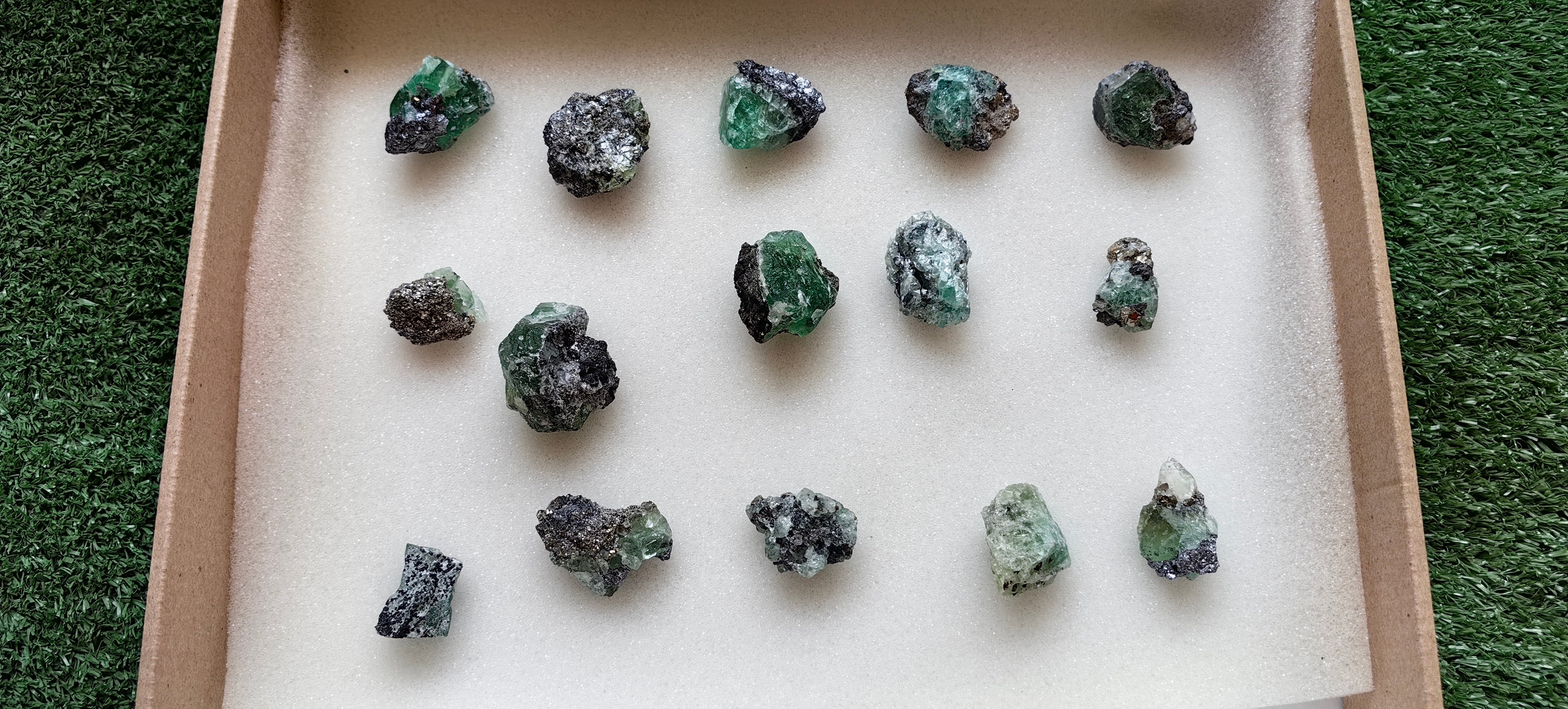 15 pcs Fluorite, Sphalerite, Galena, Pyrite