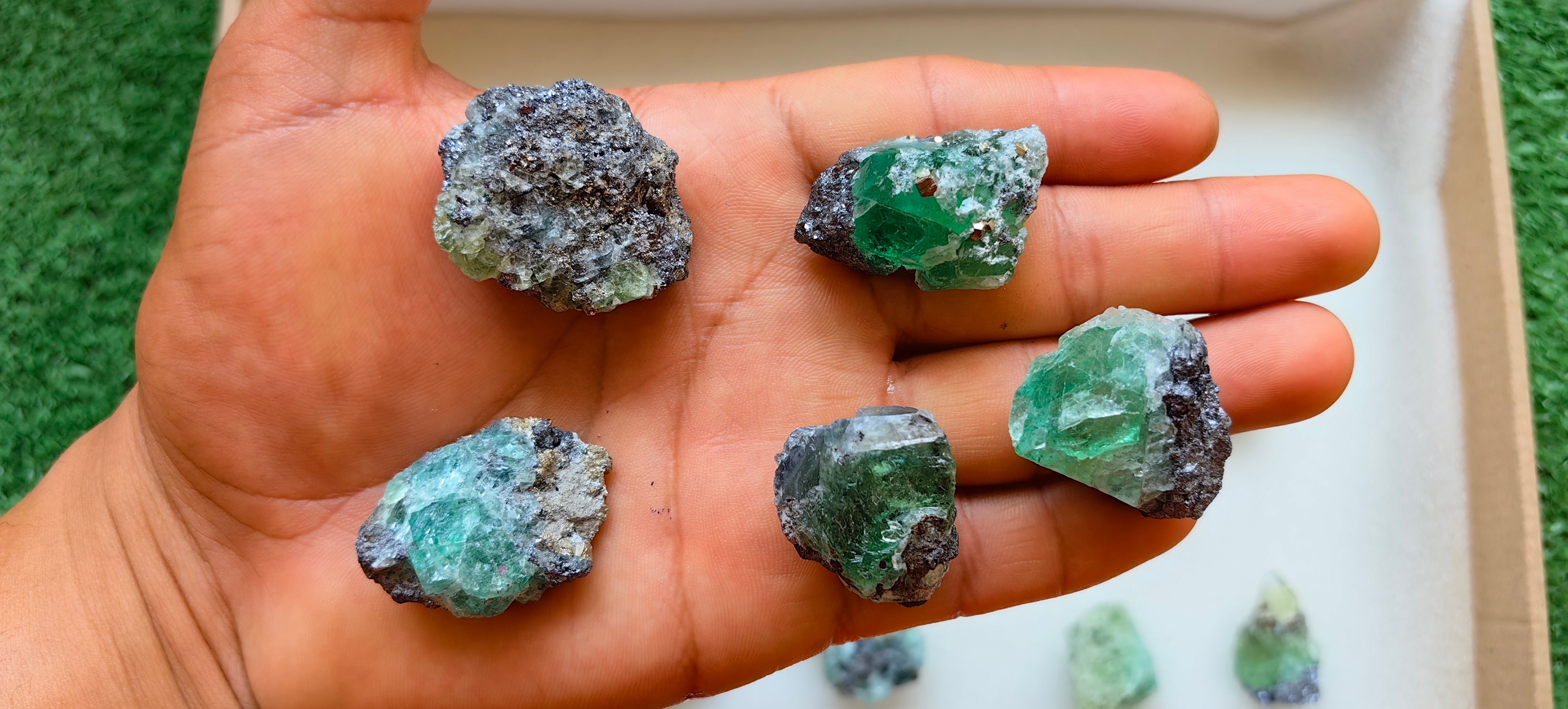 15 pcs Fluorite, Sphalerite, Galena, Pyrite