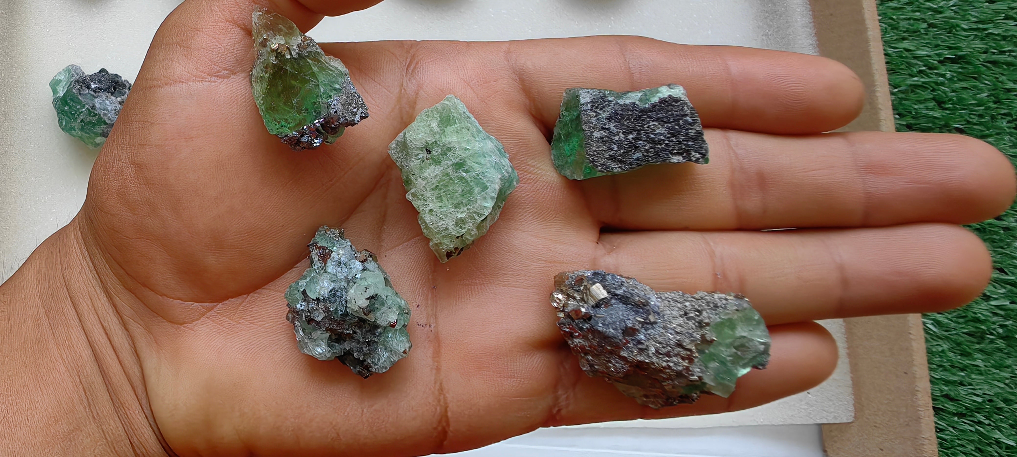 15 pcs Fluorite, Sphalerite, Galena, Pyrite