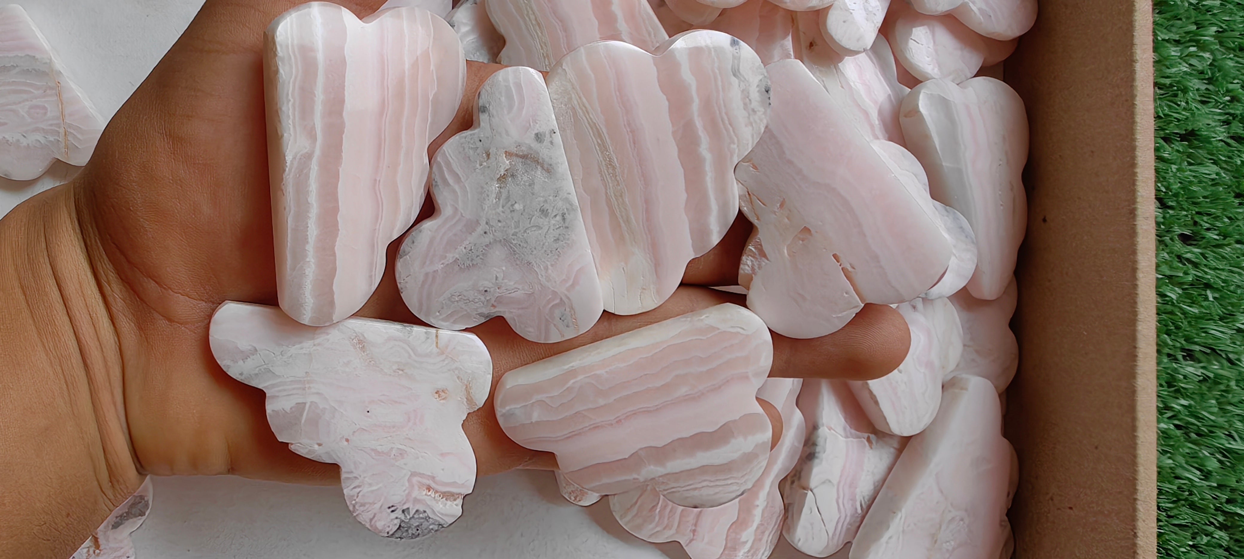 Lot 44 pcs Mangano Cloud