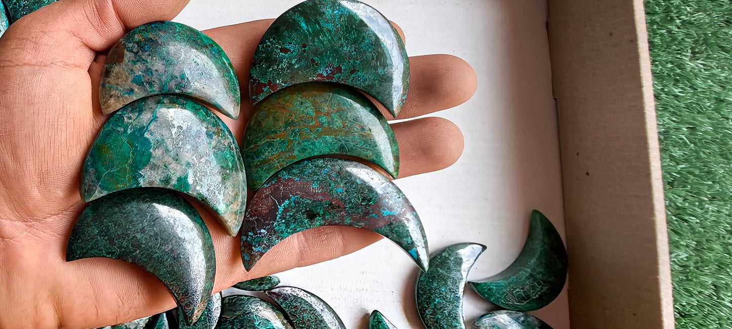 Lot 47 pcs Chrysocolla Moon
