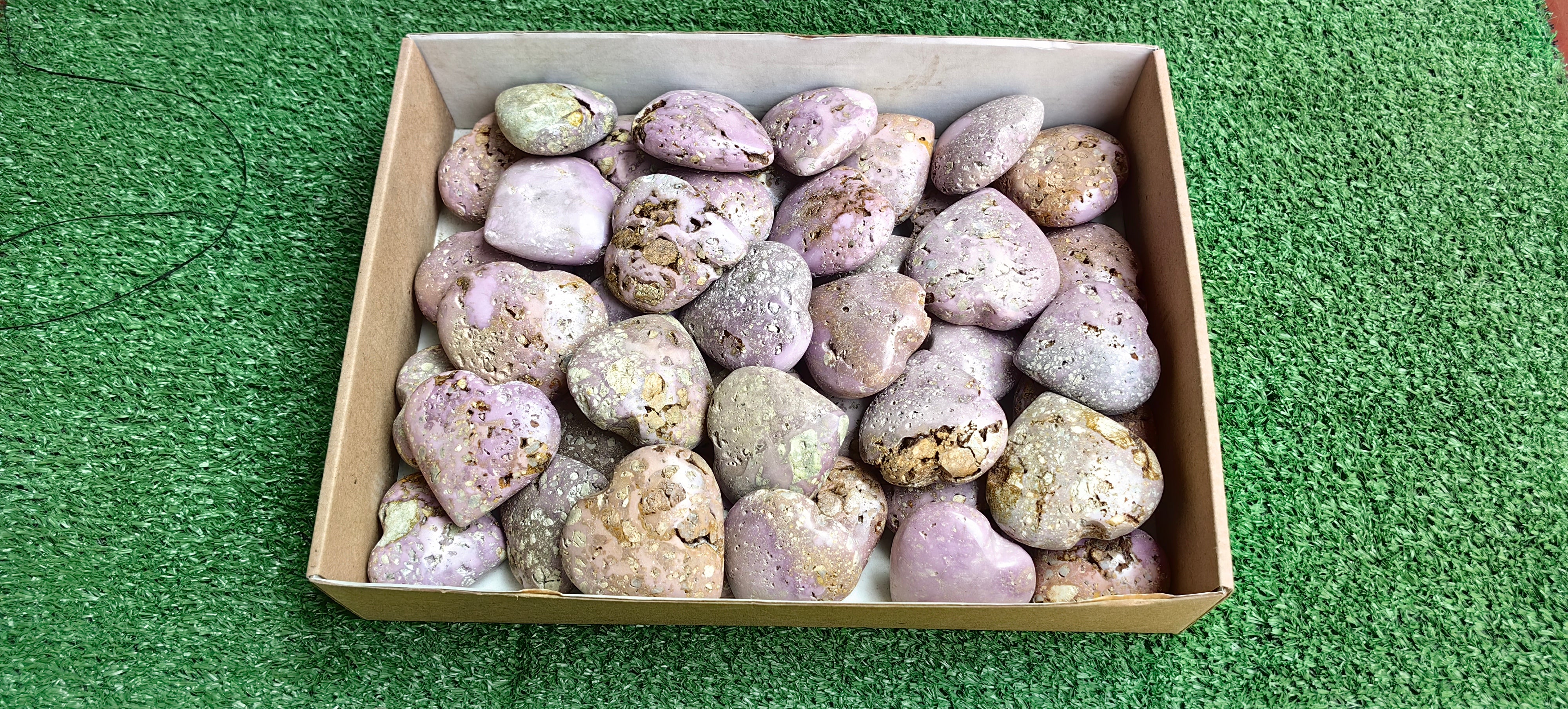 Lot 45 pcs Phosphosiderite Heart Drusy