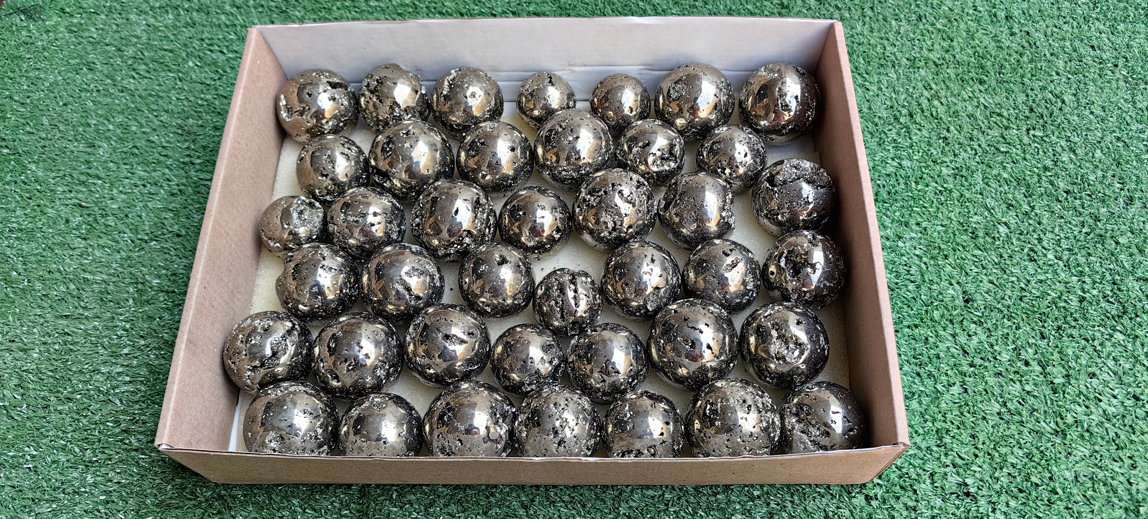 Lot 41 pcs  Pyrite Sphere