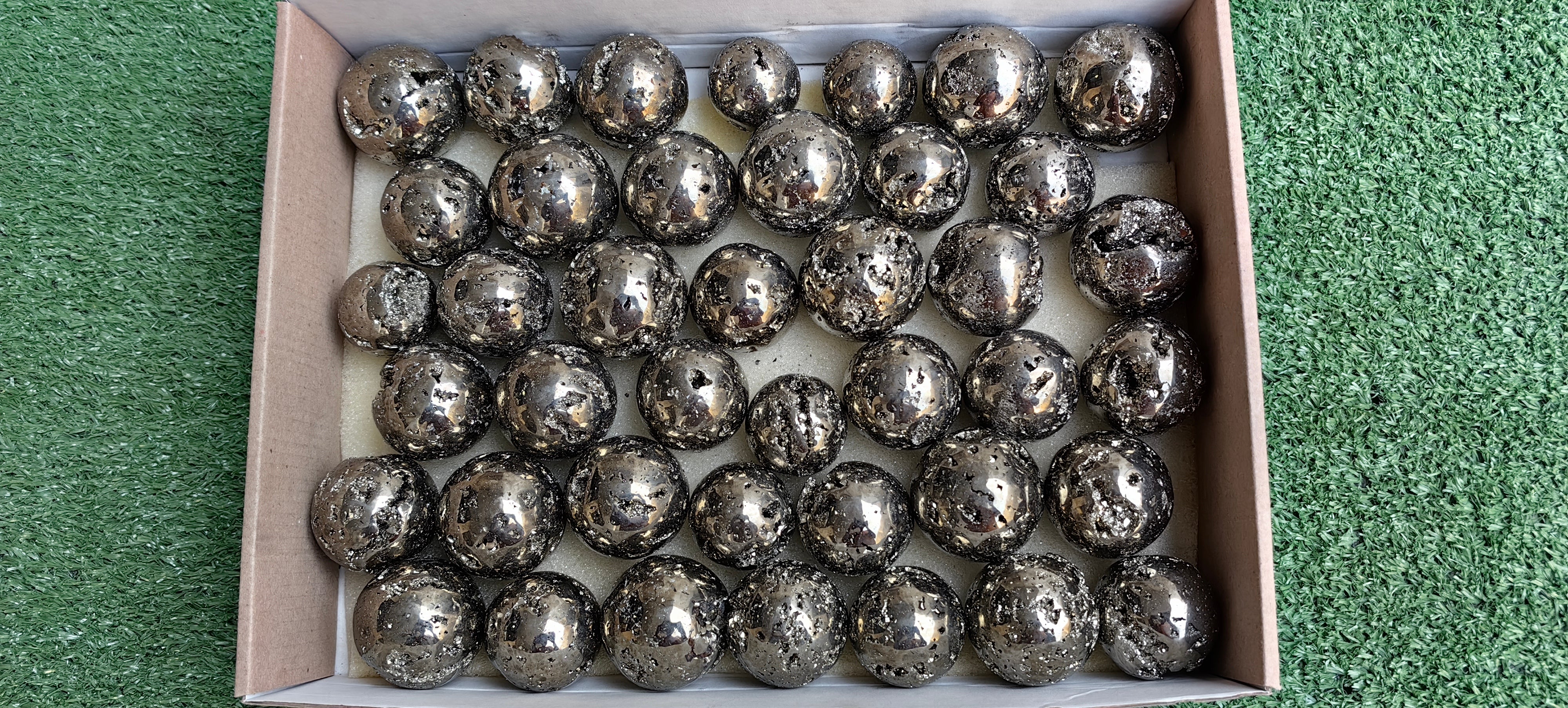 Lot 41 pcs  Pyrite Sphere
