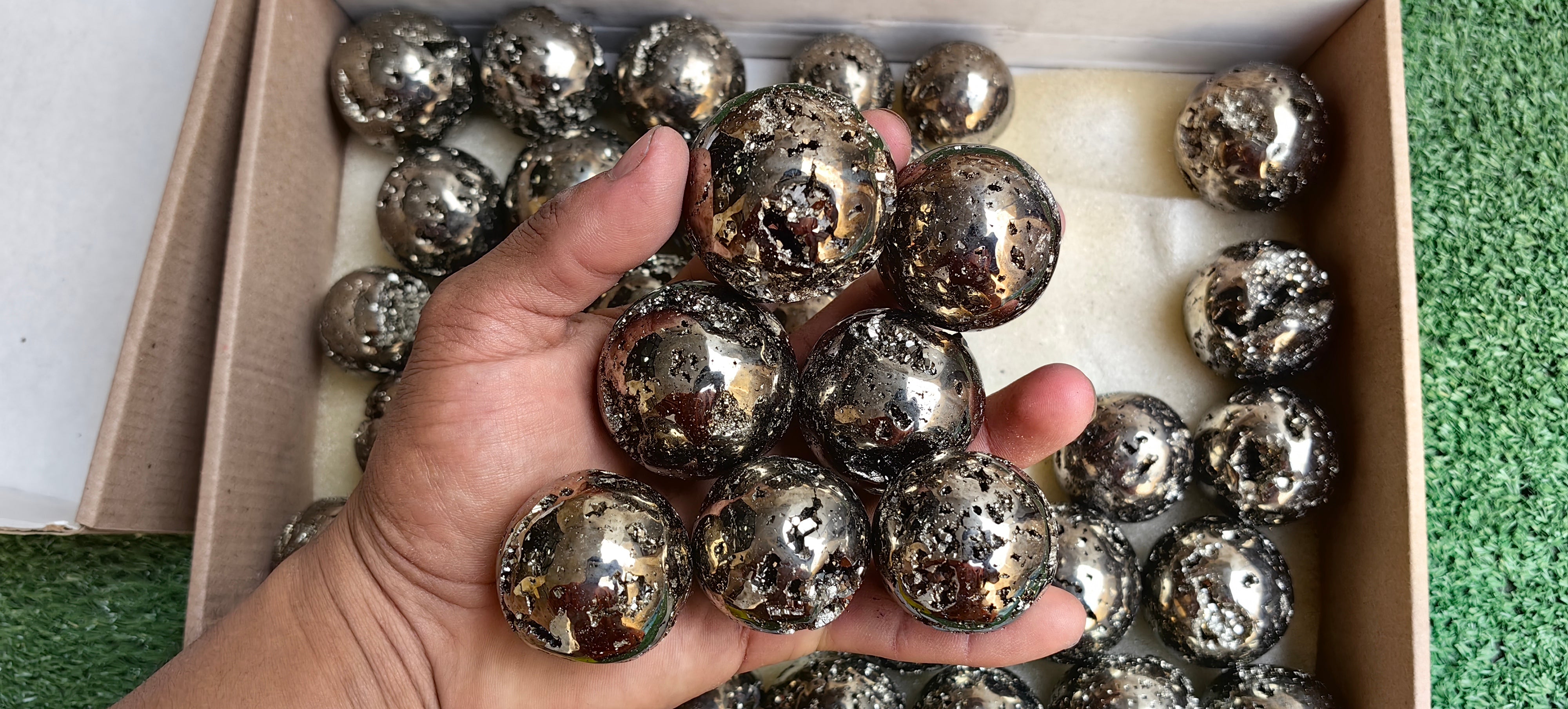 Lot 41 pcs  Pyrite Sphere