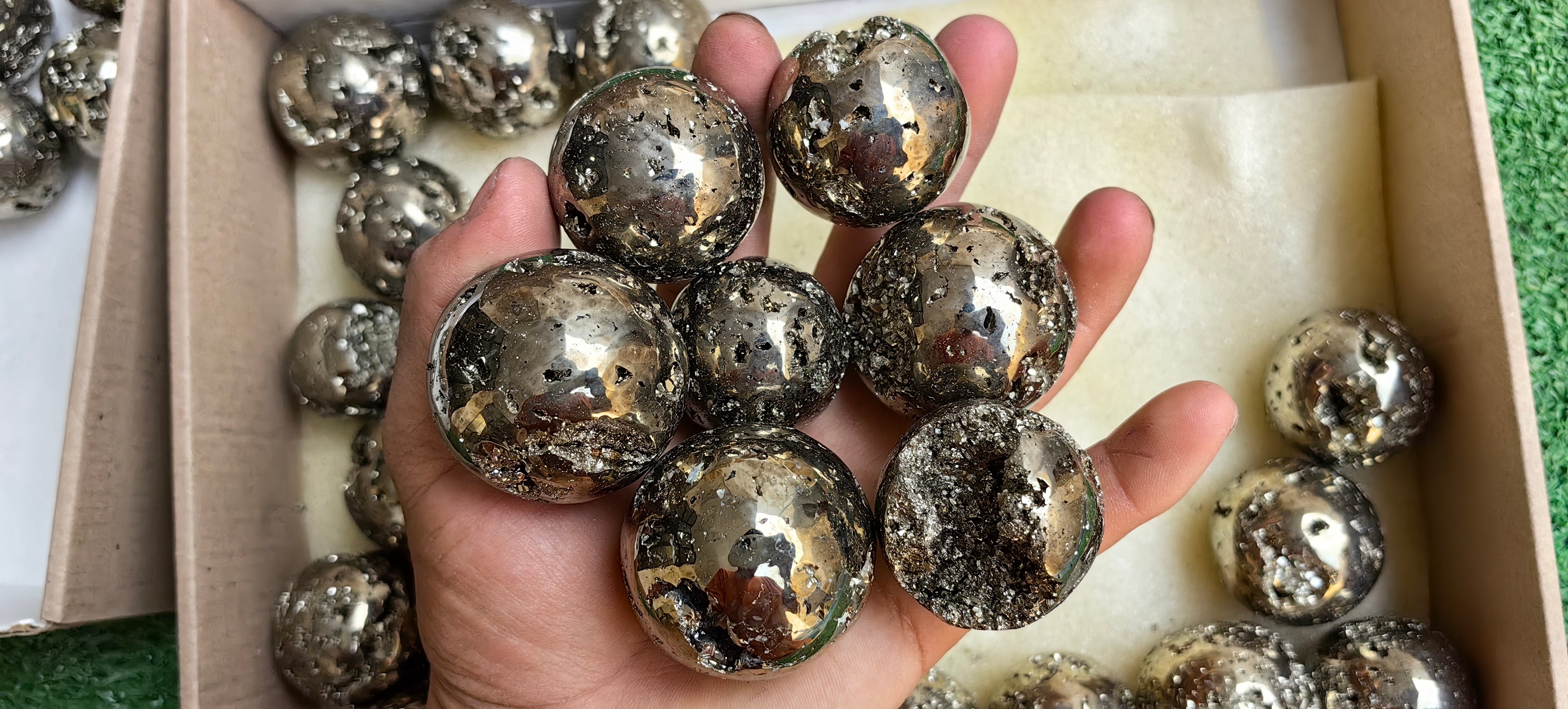 Lot 41 pcs  Pyrite Sphere