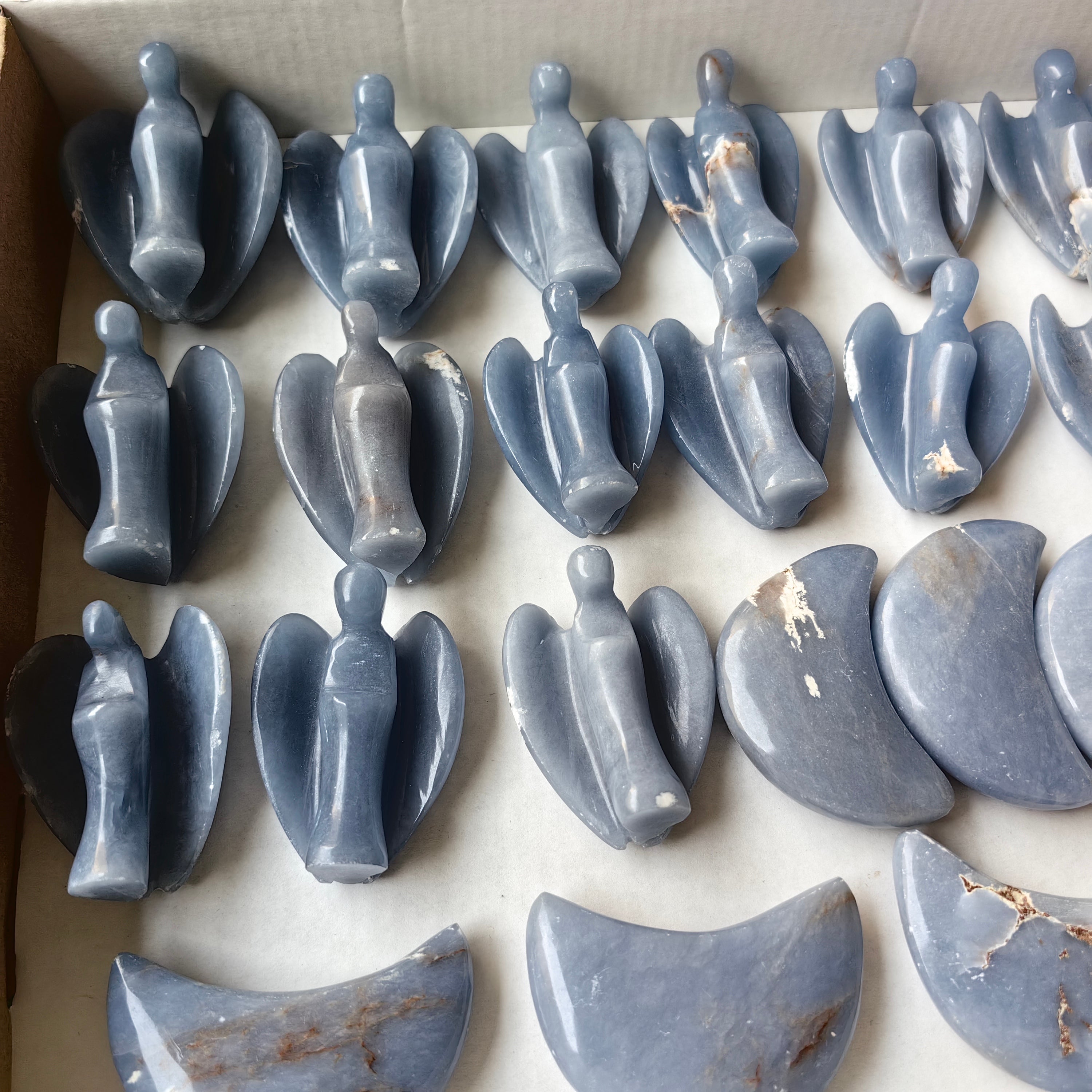 26 pcs angels & moons angelite