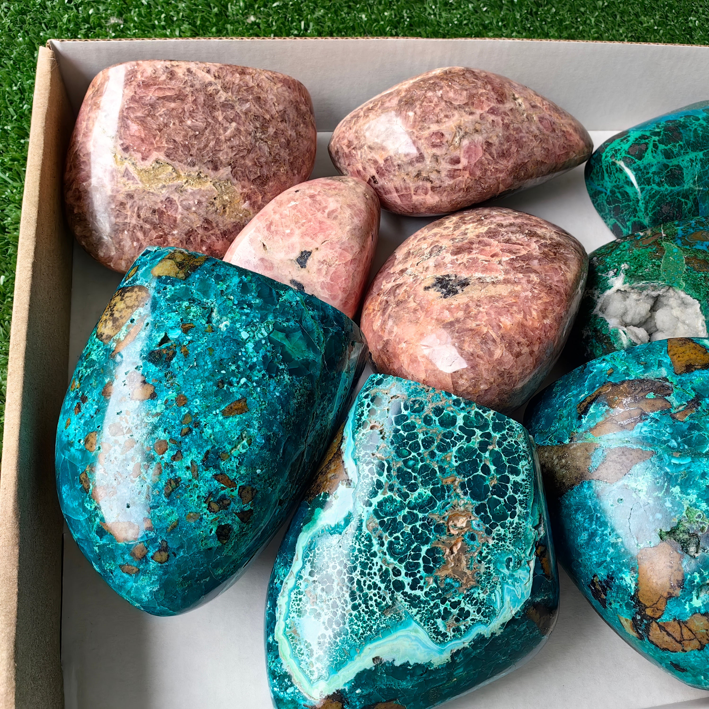 11 pcs free forms chrysocolla & rhodocrosite