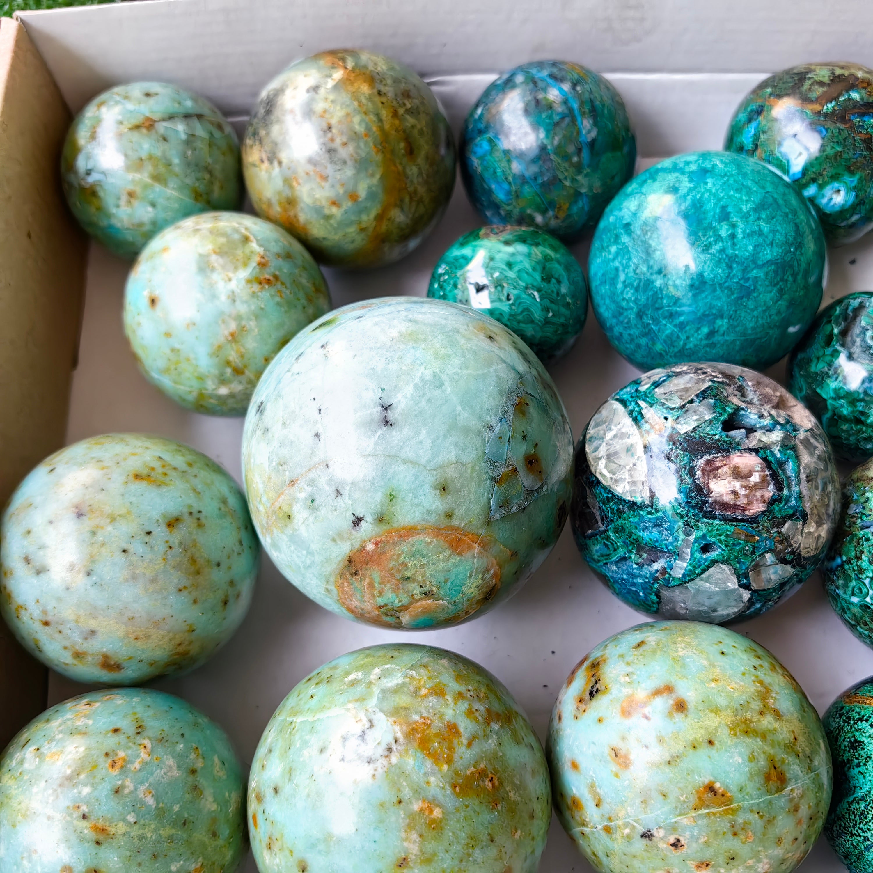 20 pc chrysocolla & chrysoprase spheres