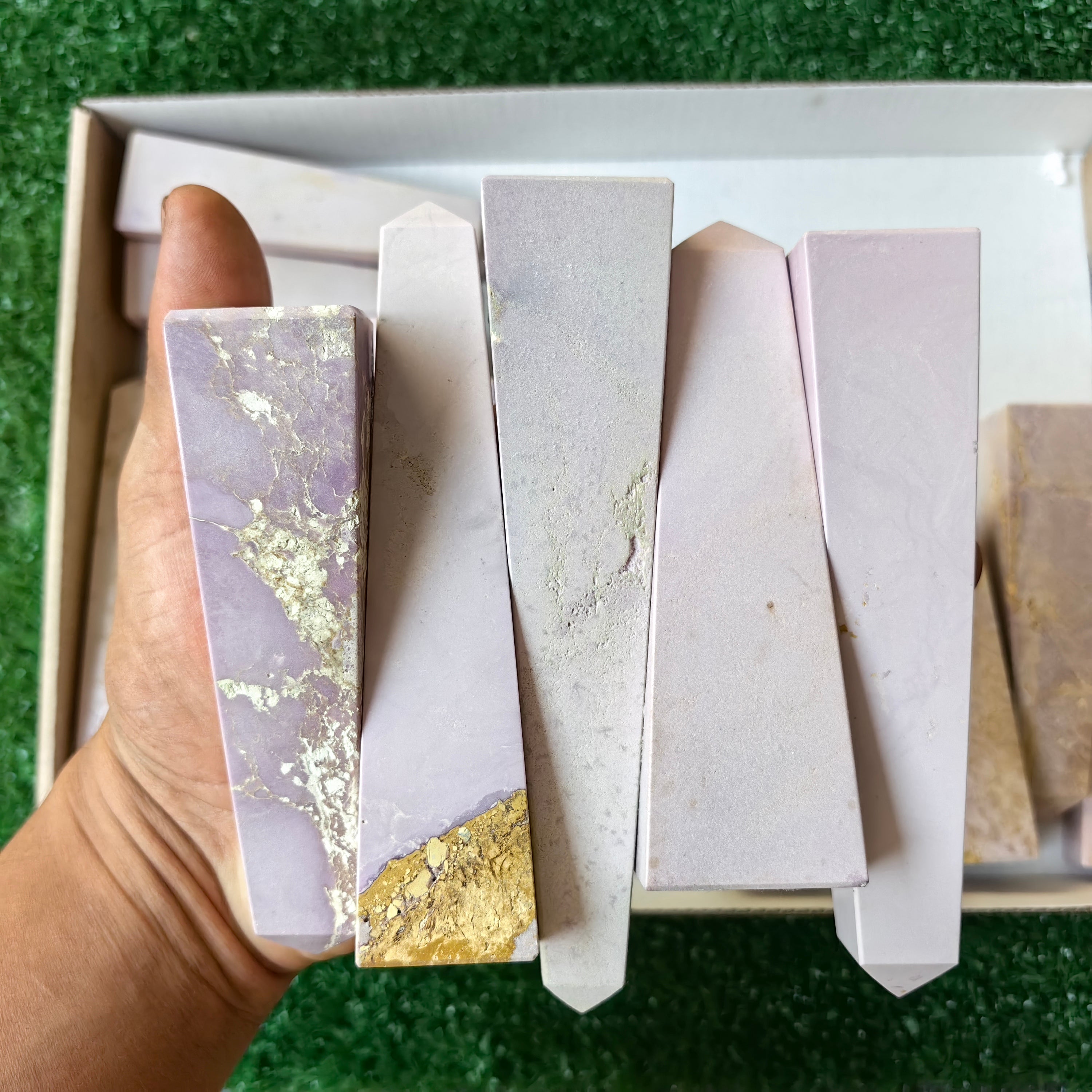 17 pc phosphosiderite towers