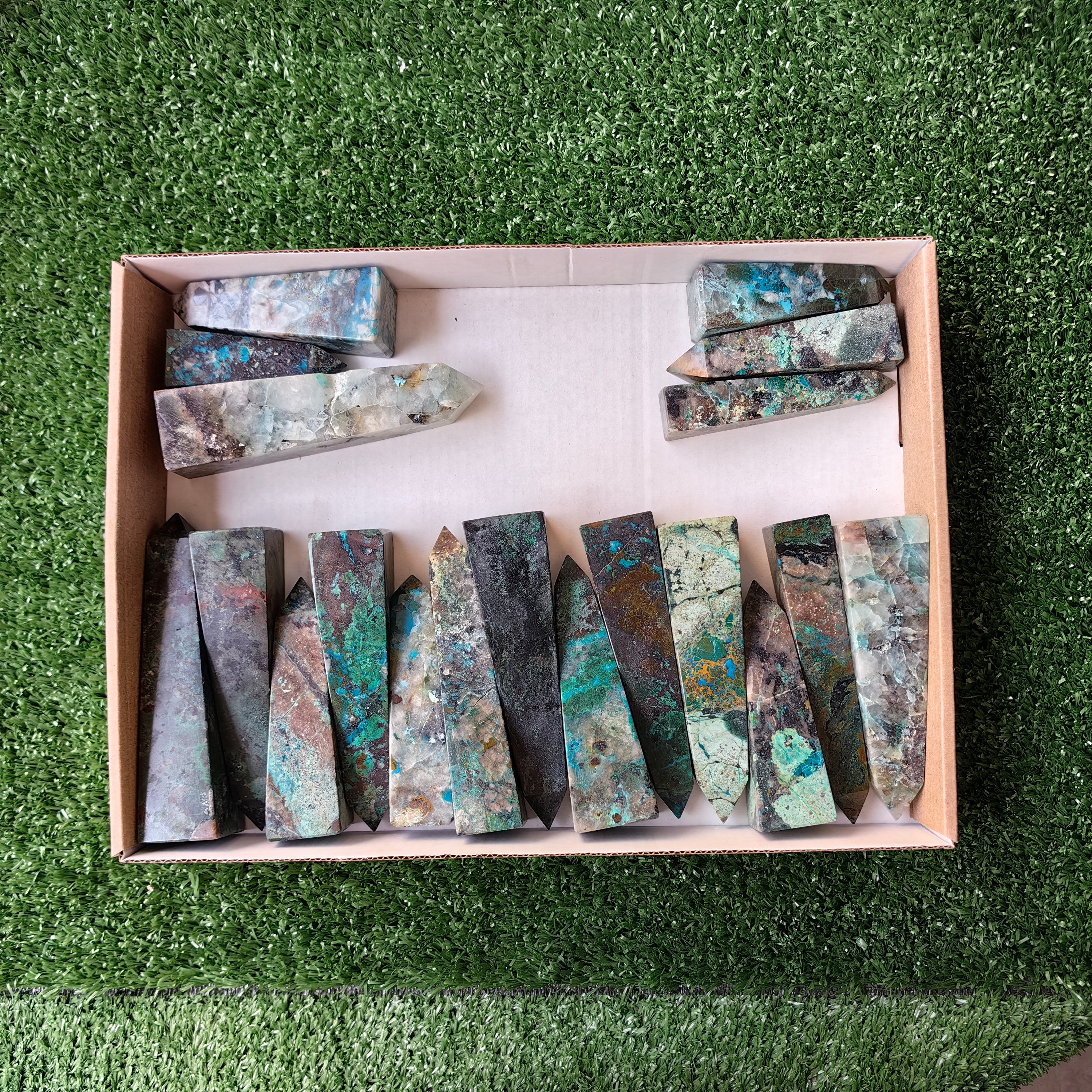 19 pc chrysocolla quartz towers
