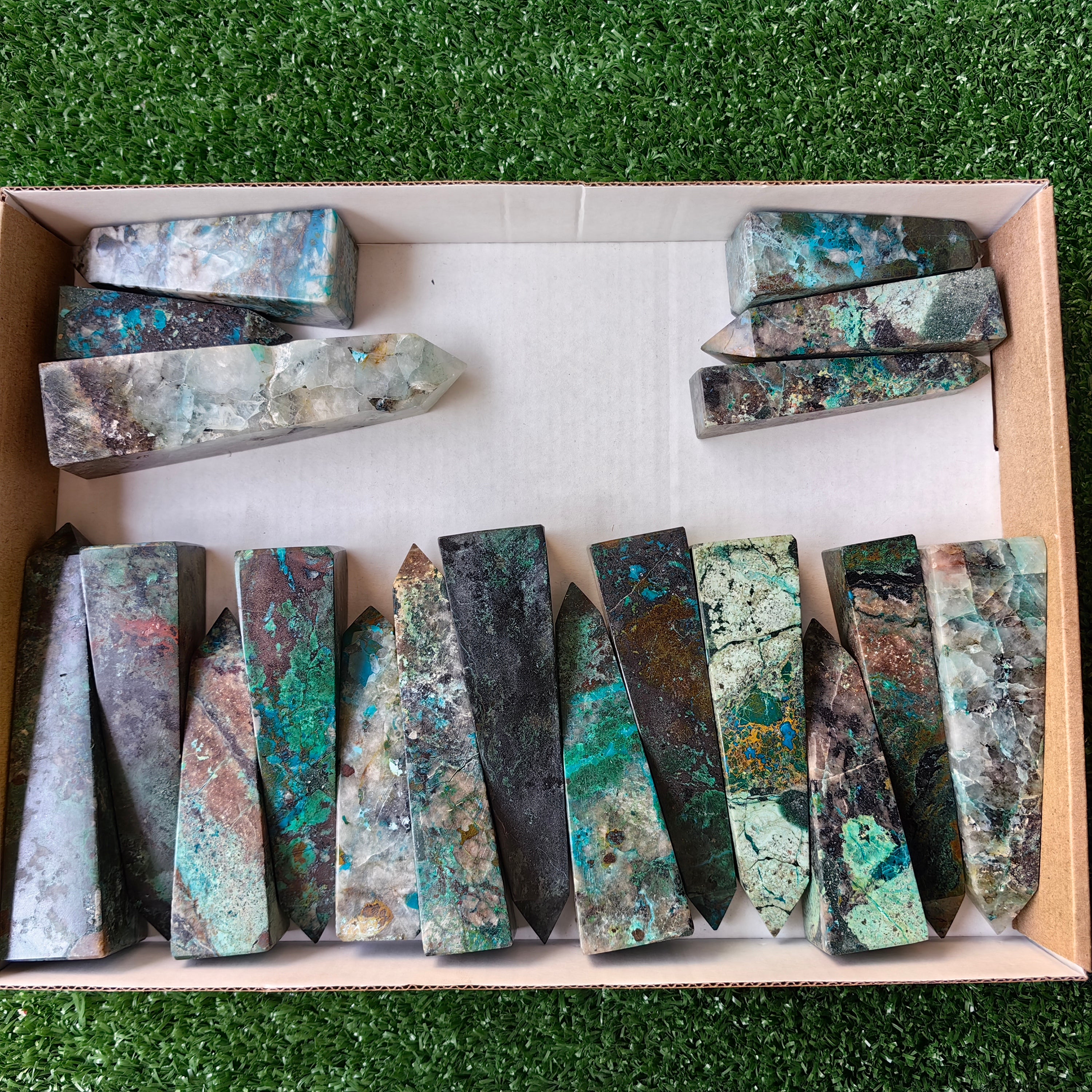 19 pc chrysocolla quartz towers