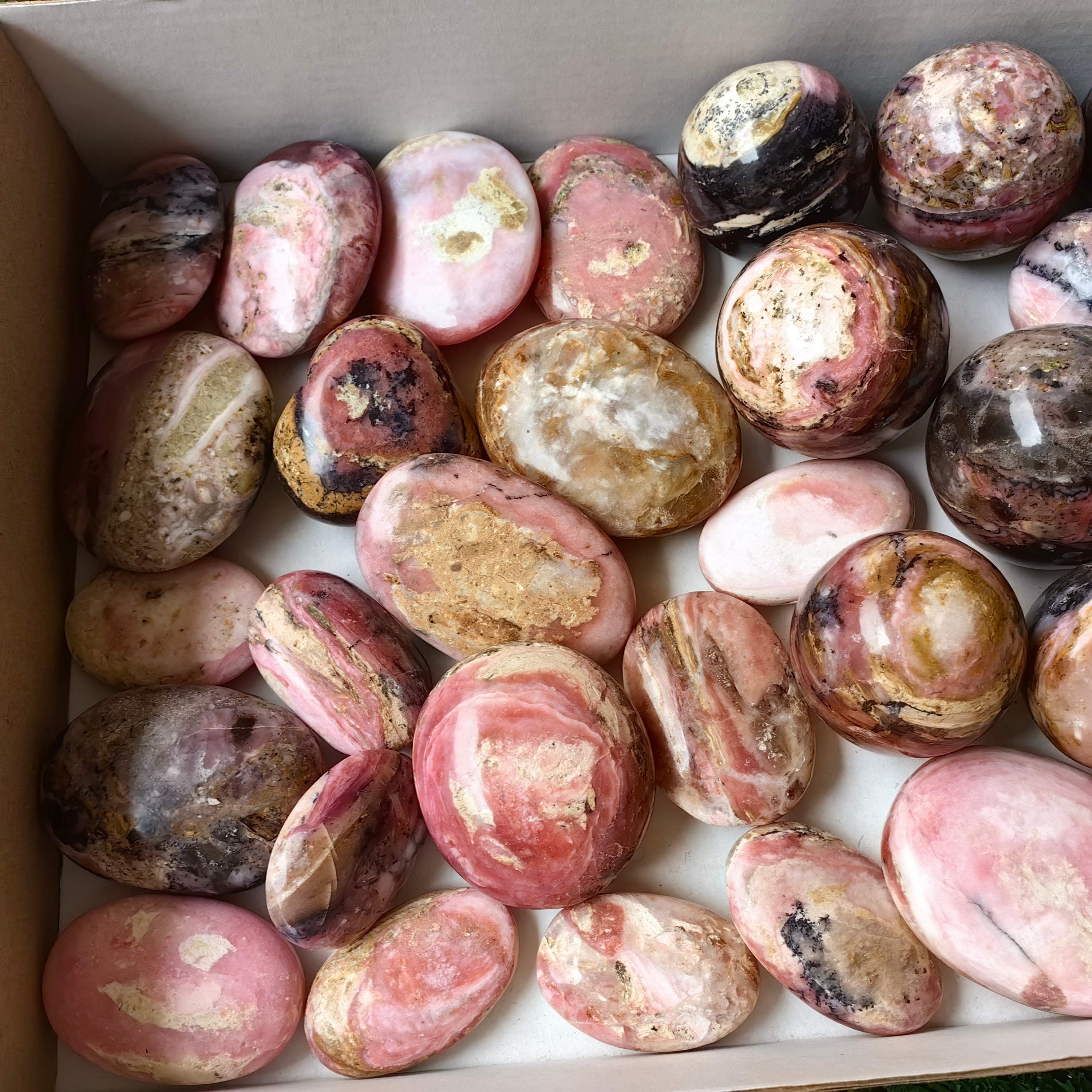 20 pcs pink opal heart & spheres