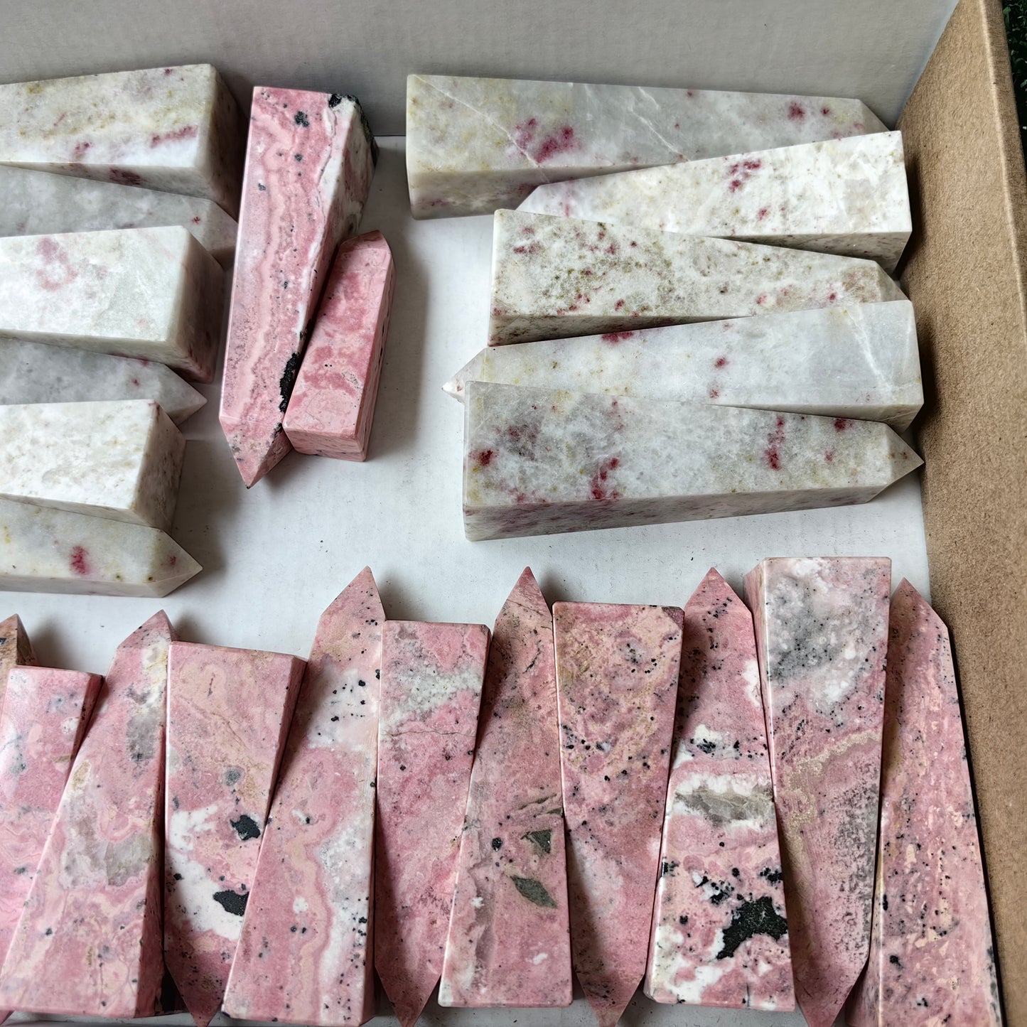 29 pc cinabrite & rhodonite towers