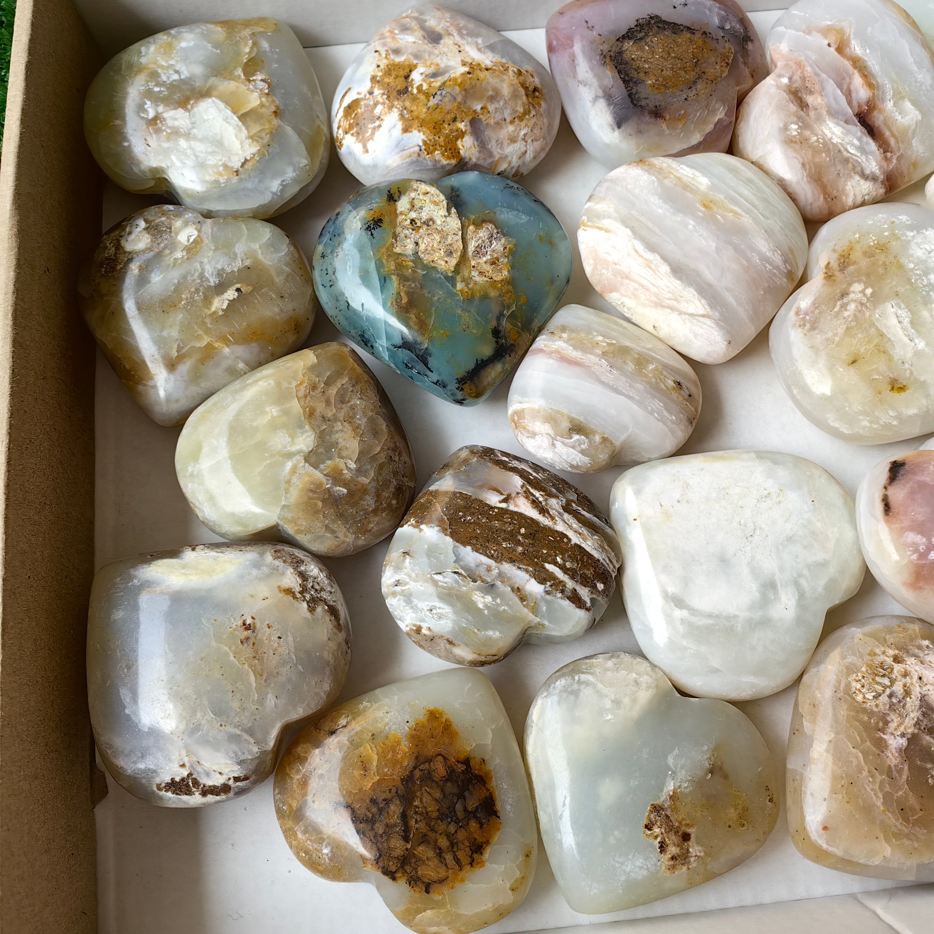 25 pc blue opal hearts