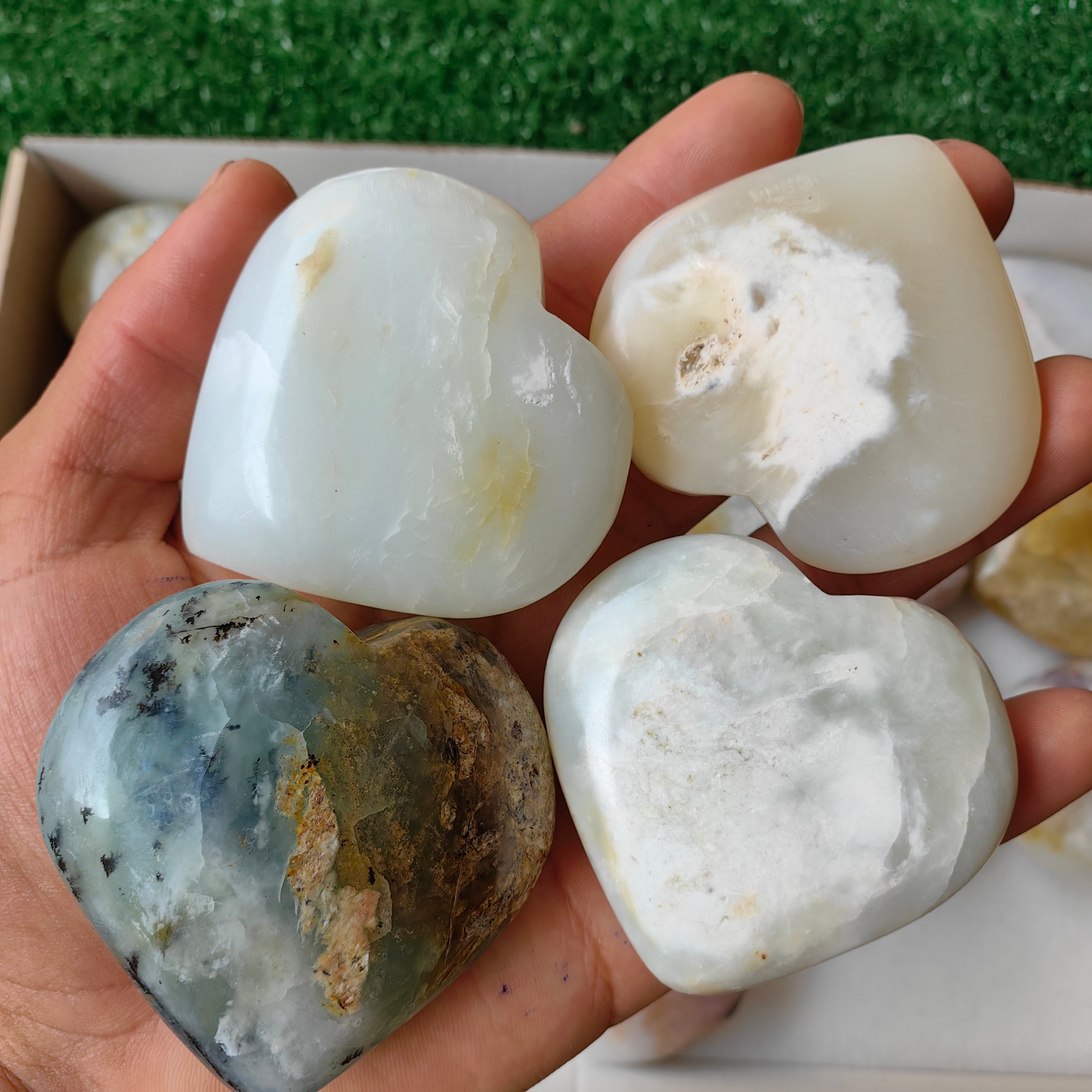 25 pc blue opal hearts